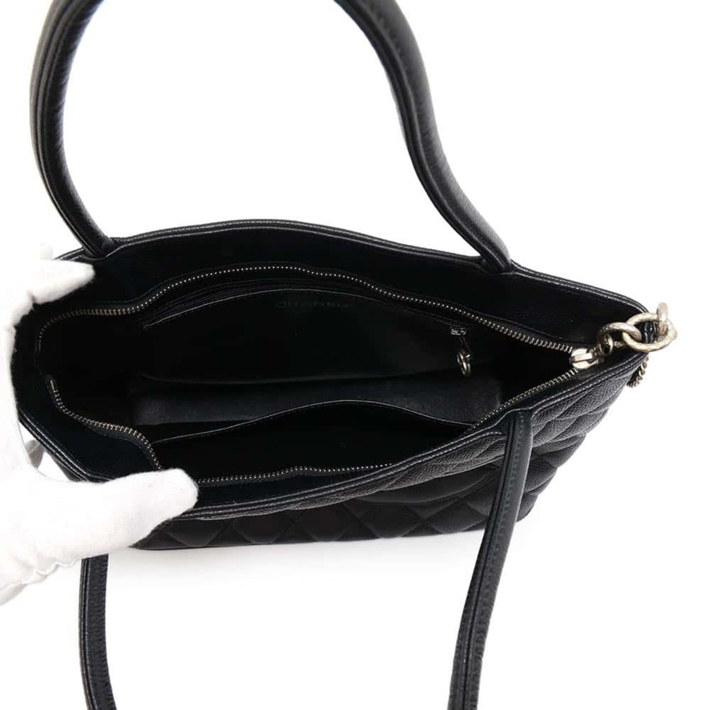 Chanel Medaillon, Black, Leather, tote