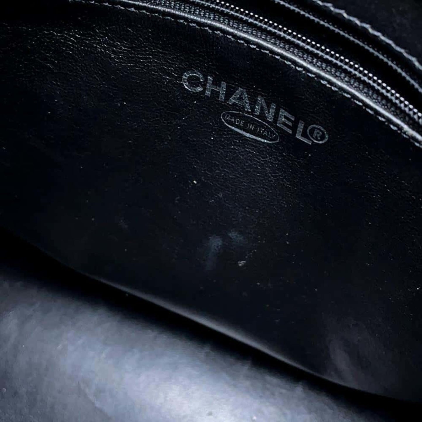 Chanel Medaillon, Black, Leather, tote