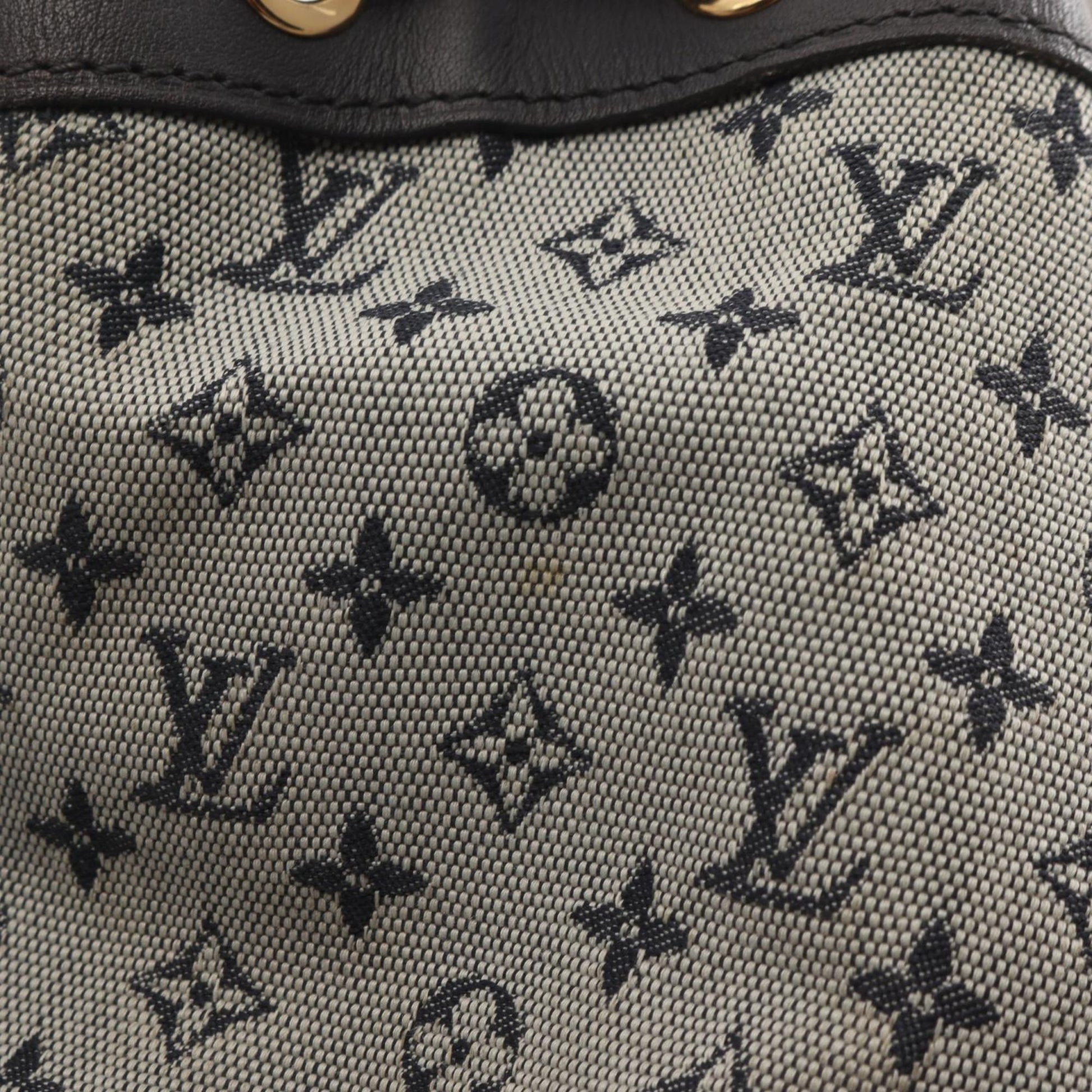 Louis Vuitton Noelie, Grey, Canvas, handbag