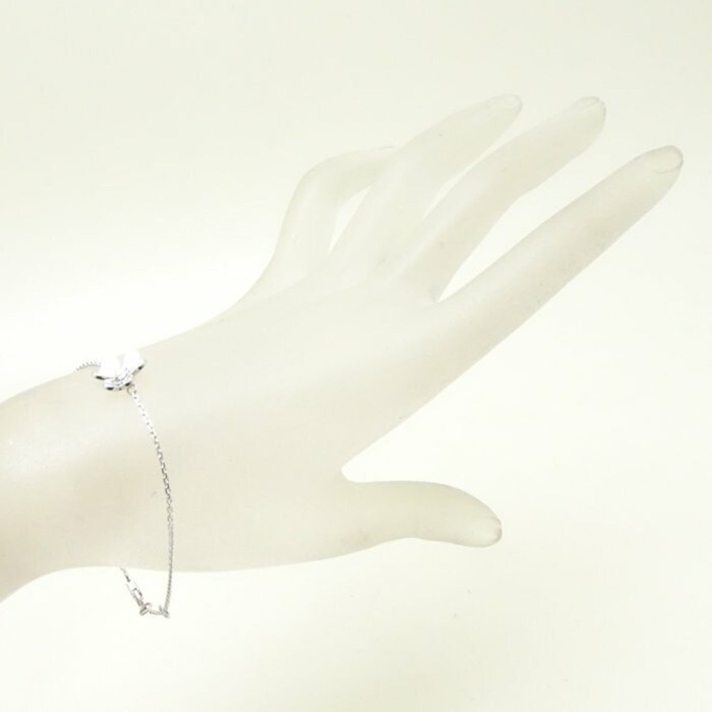 Van Cleef & Arpels Frivole, Silver, White Gold, bracelet