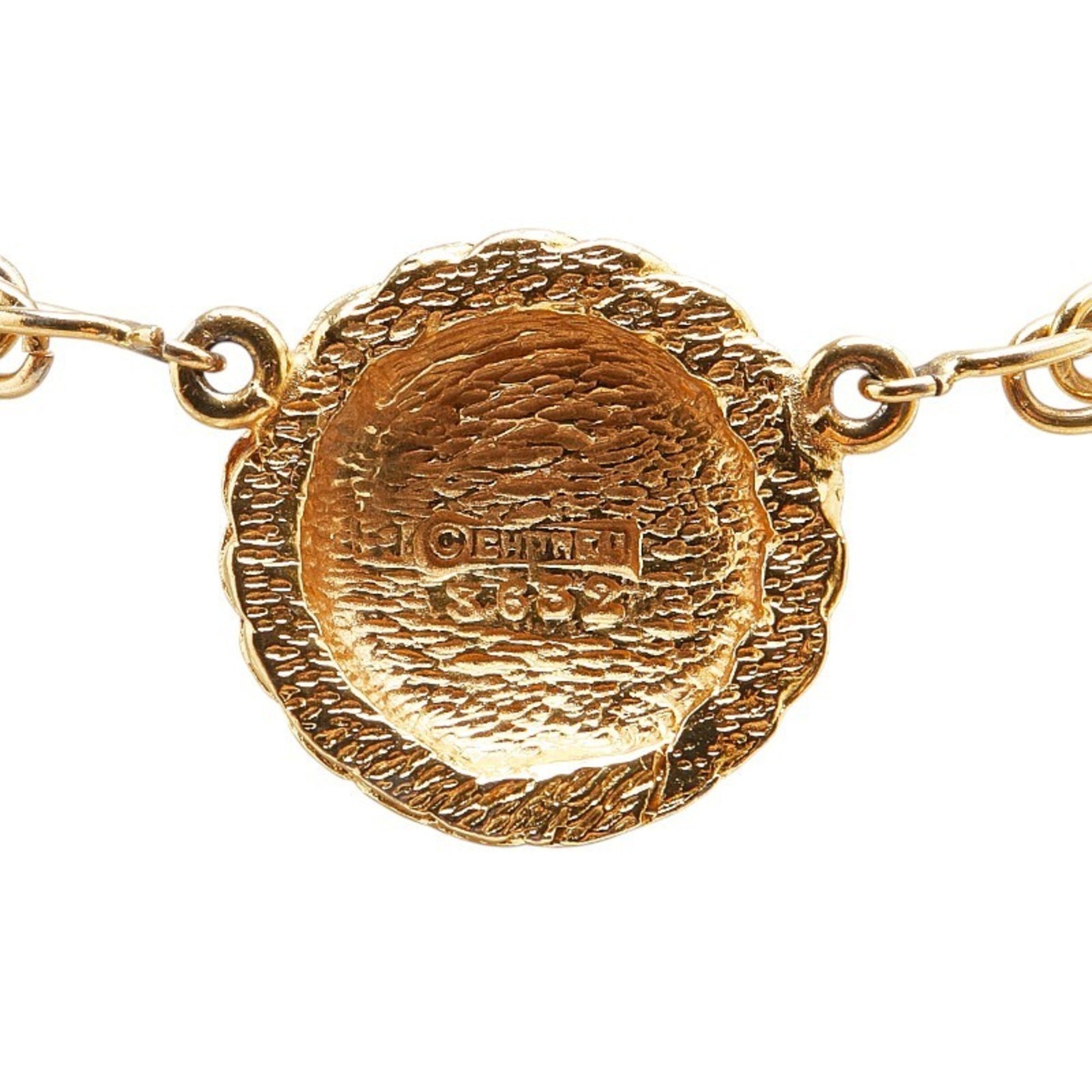 Chanel Medaillon, Gold, Gold Plated, necklace