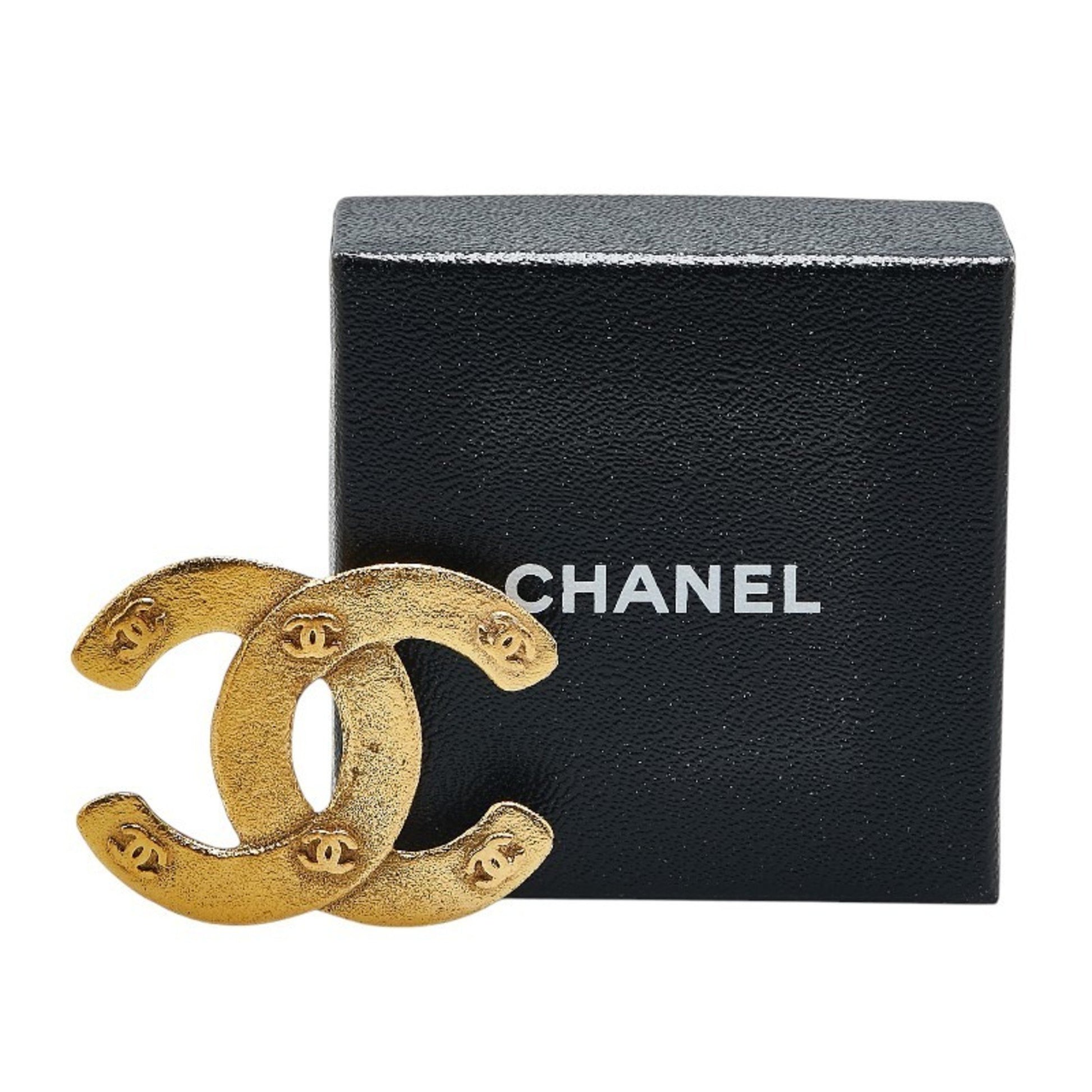 Chanel Broche, Gold, Gold Plated, brooch