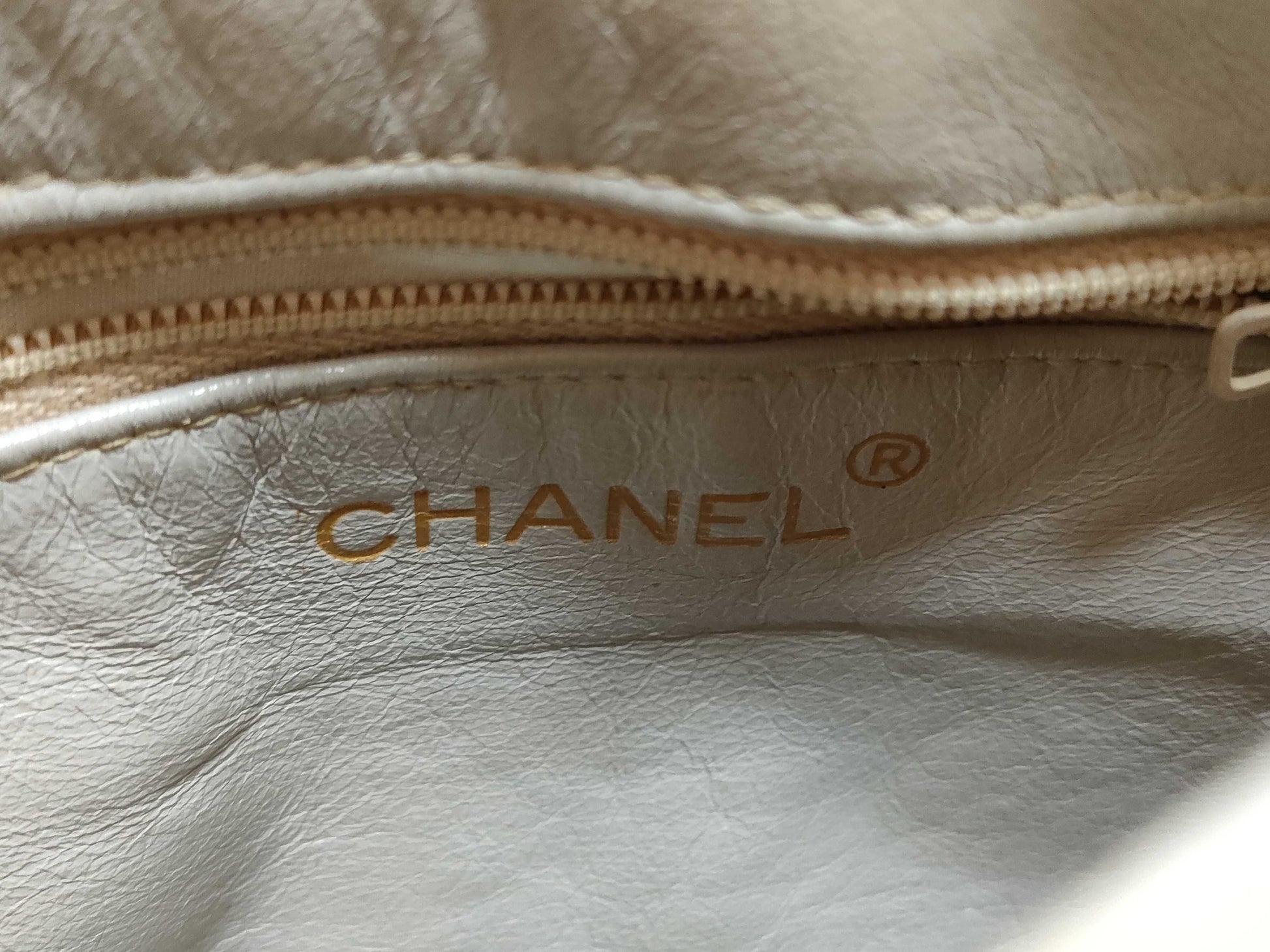 Chanel Camera, White, Leather, shoulder