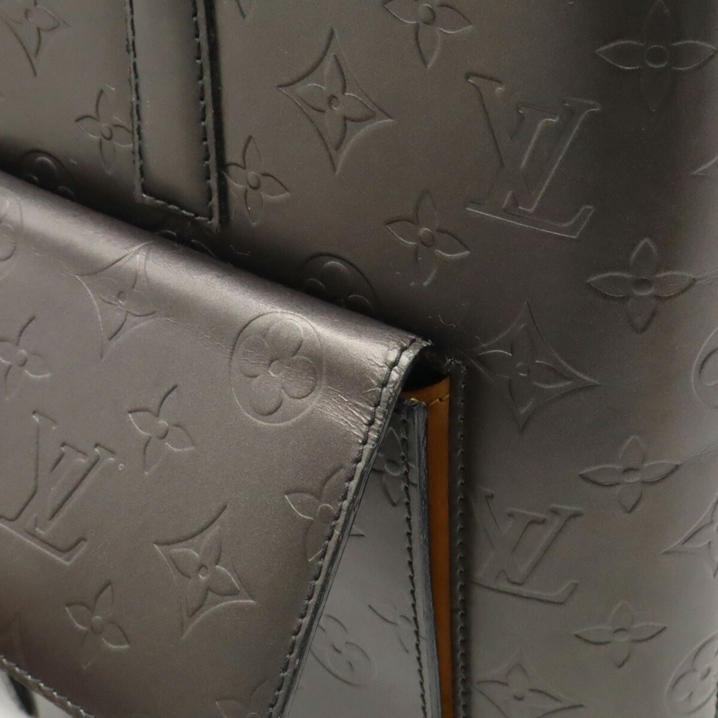 Louis Vuitton Wildwood, Black, Leather, tote