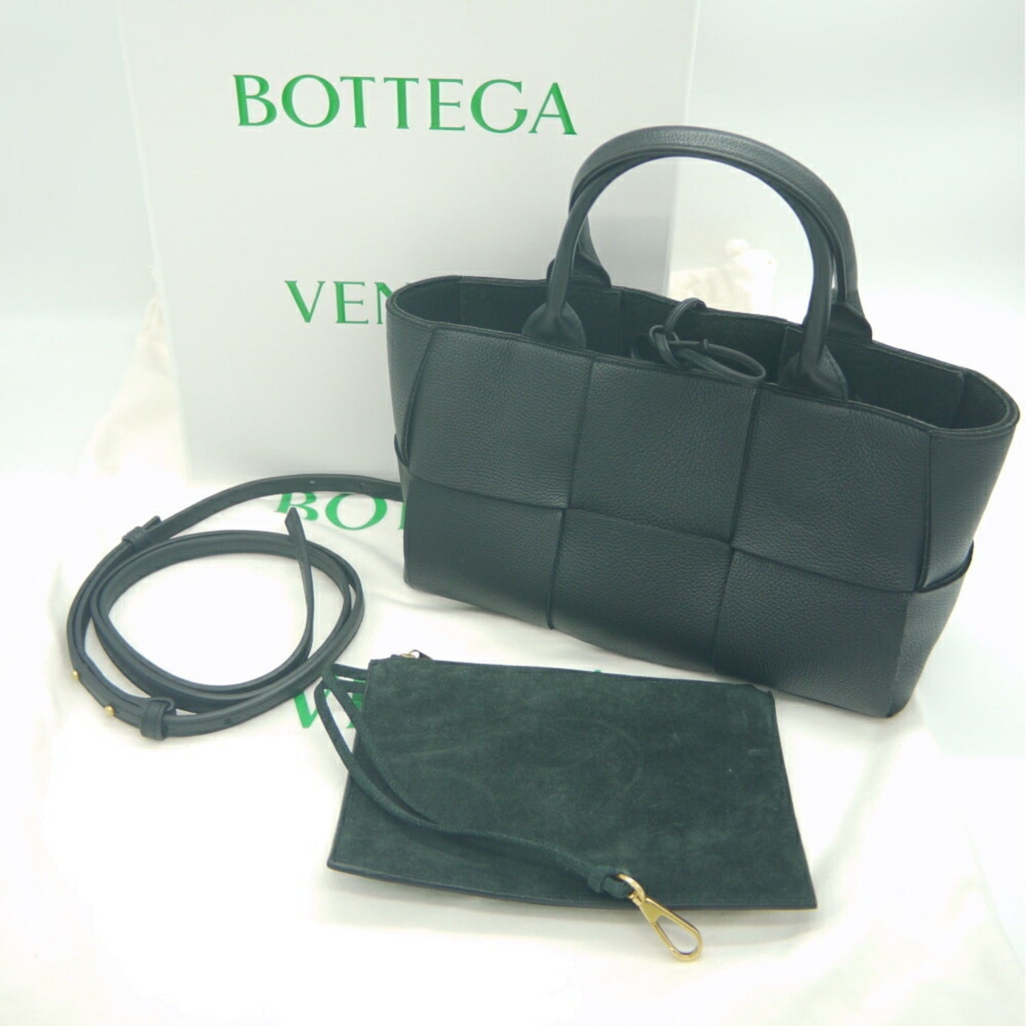 Bottega Veneta, Black, Leather, tote