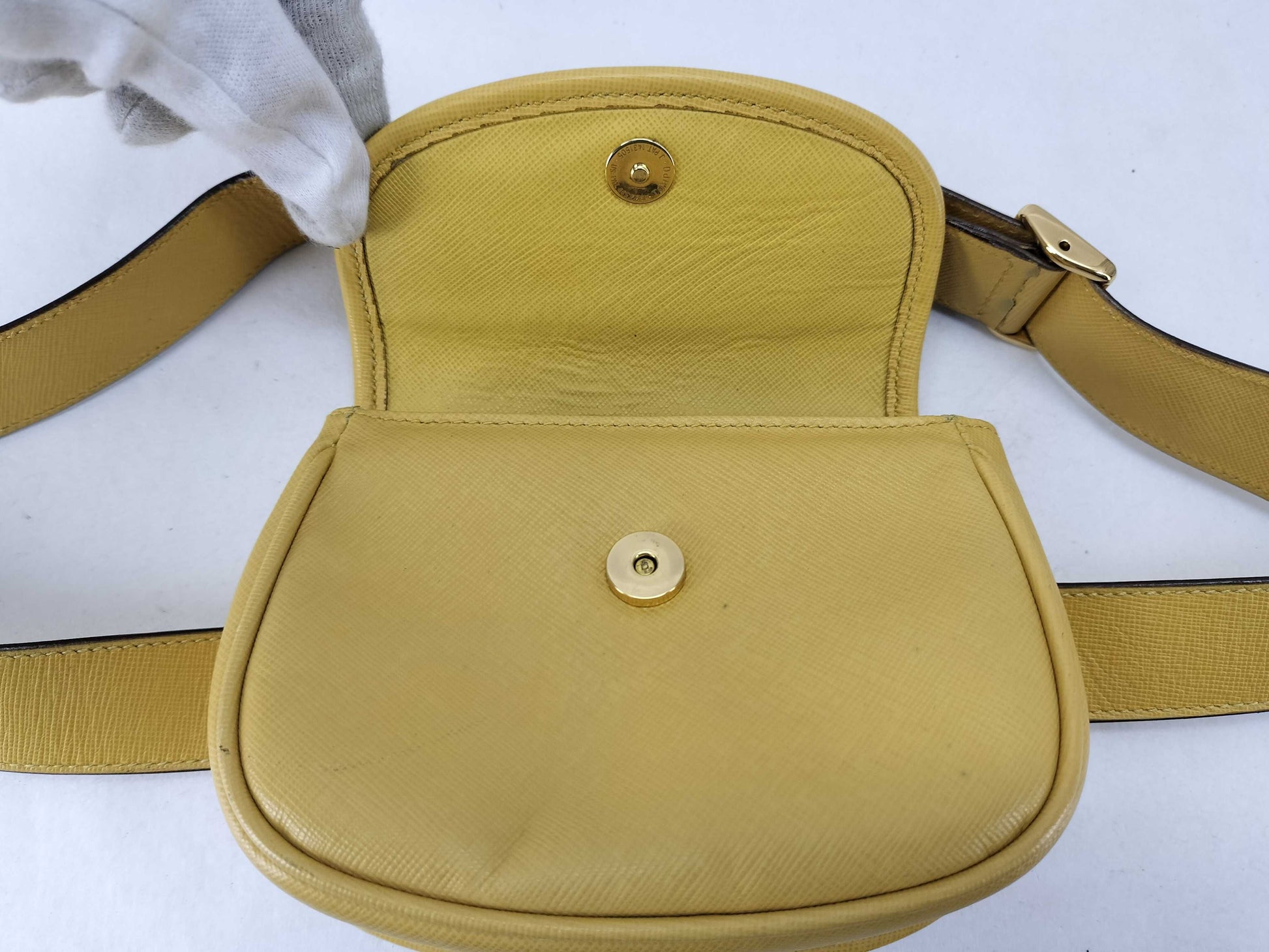 Gucci Front Zip Belt Bag GG Rubber Effect Leather, BROWN, LEATHER, Travel bag