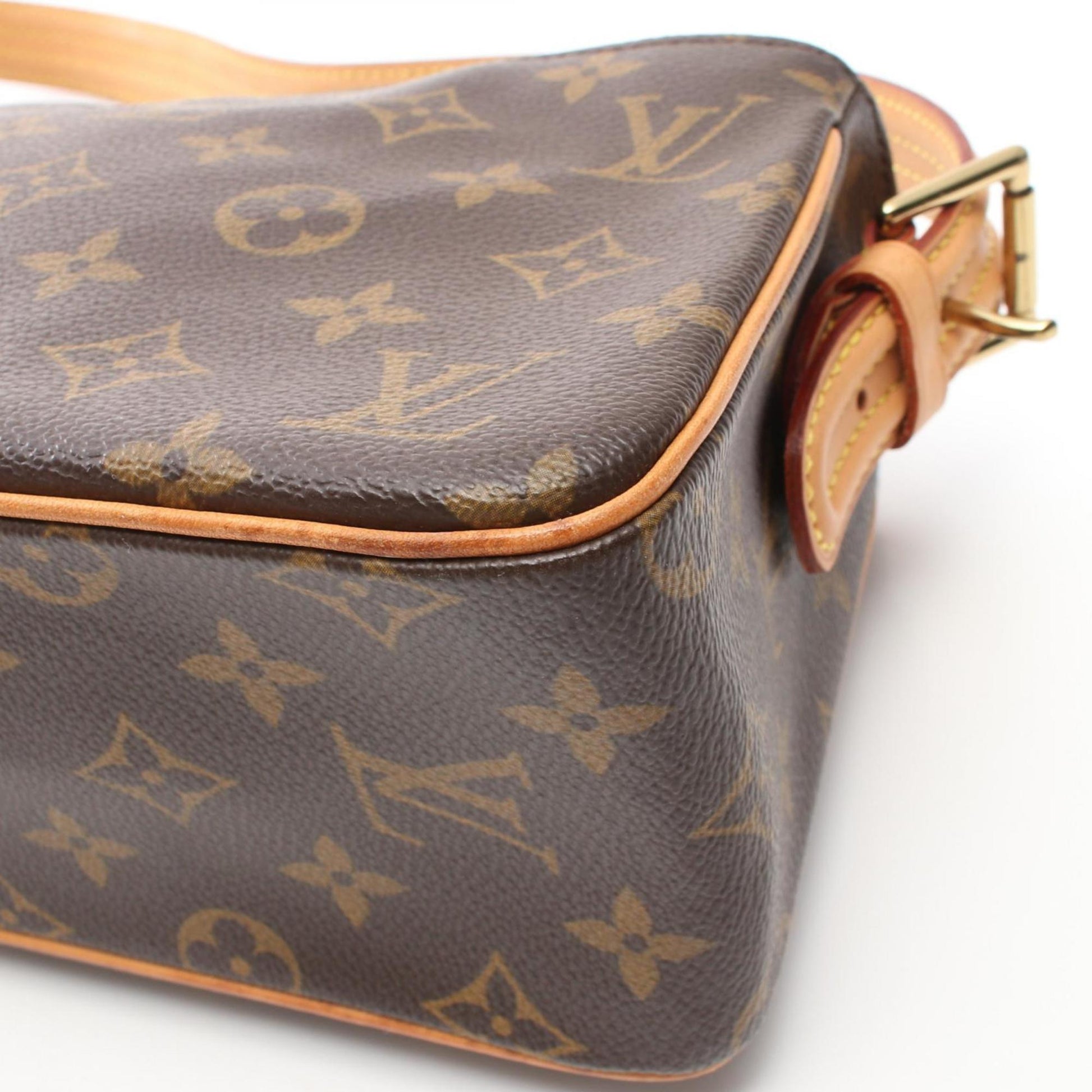 Louis Vuitton Viva Cité, Brown, Canvas, shoulder