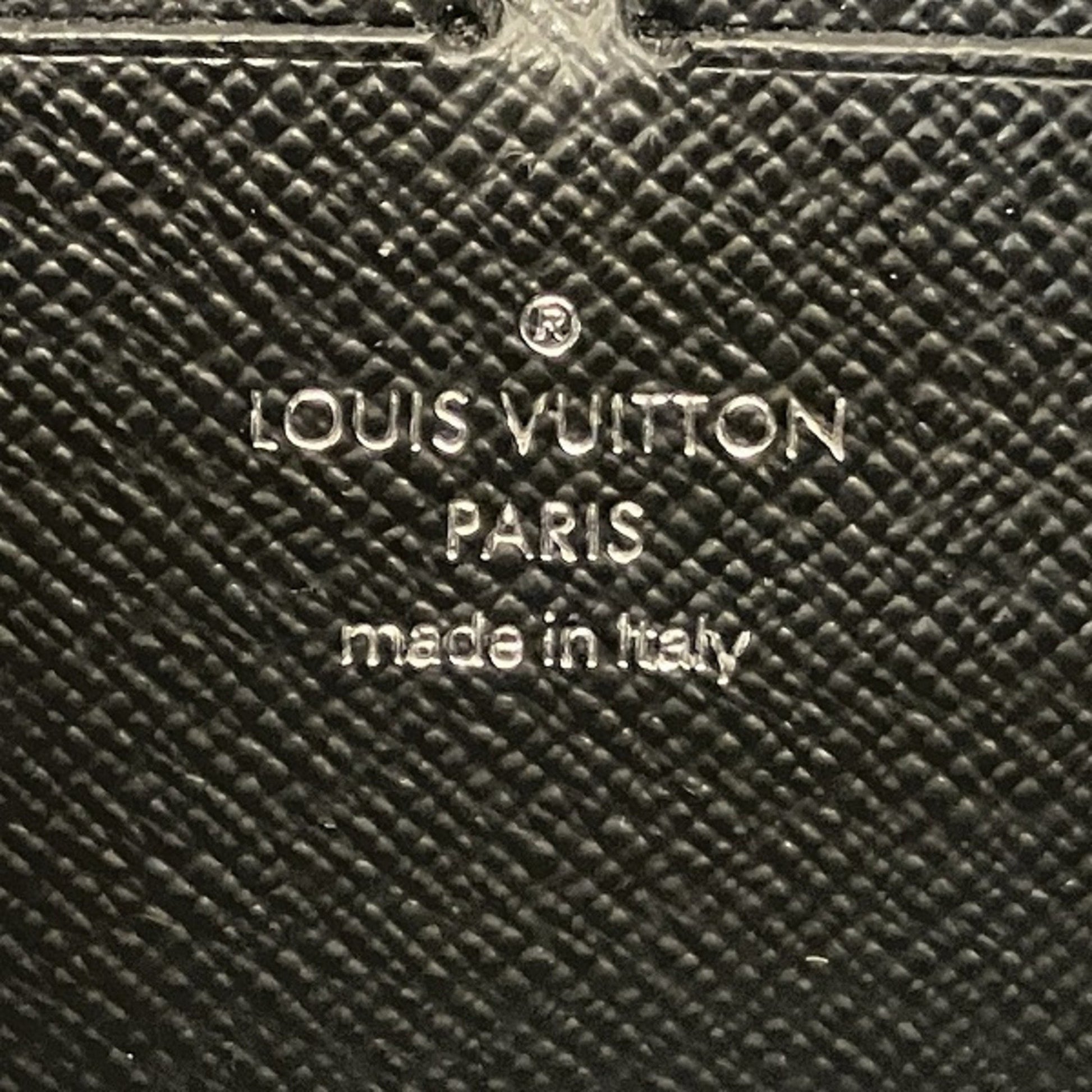 Louis Vuitton Twist, Black, Leather, shoulder