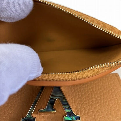 Louis Vuitton Portefeuille capucines, Camel, Leather, wallet