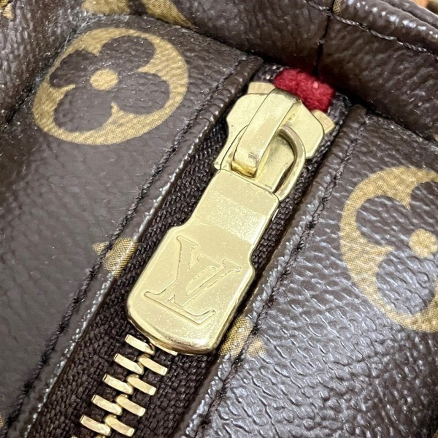 Louis Vuitton Viva Cité, Brown, Canvas, shoulder