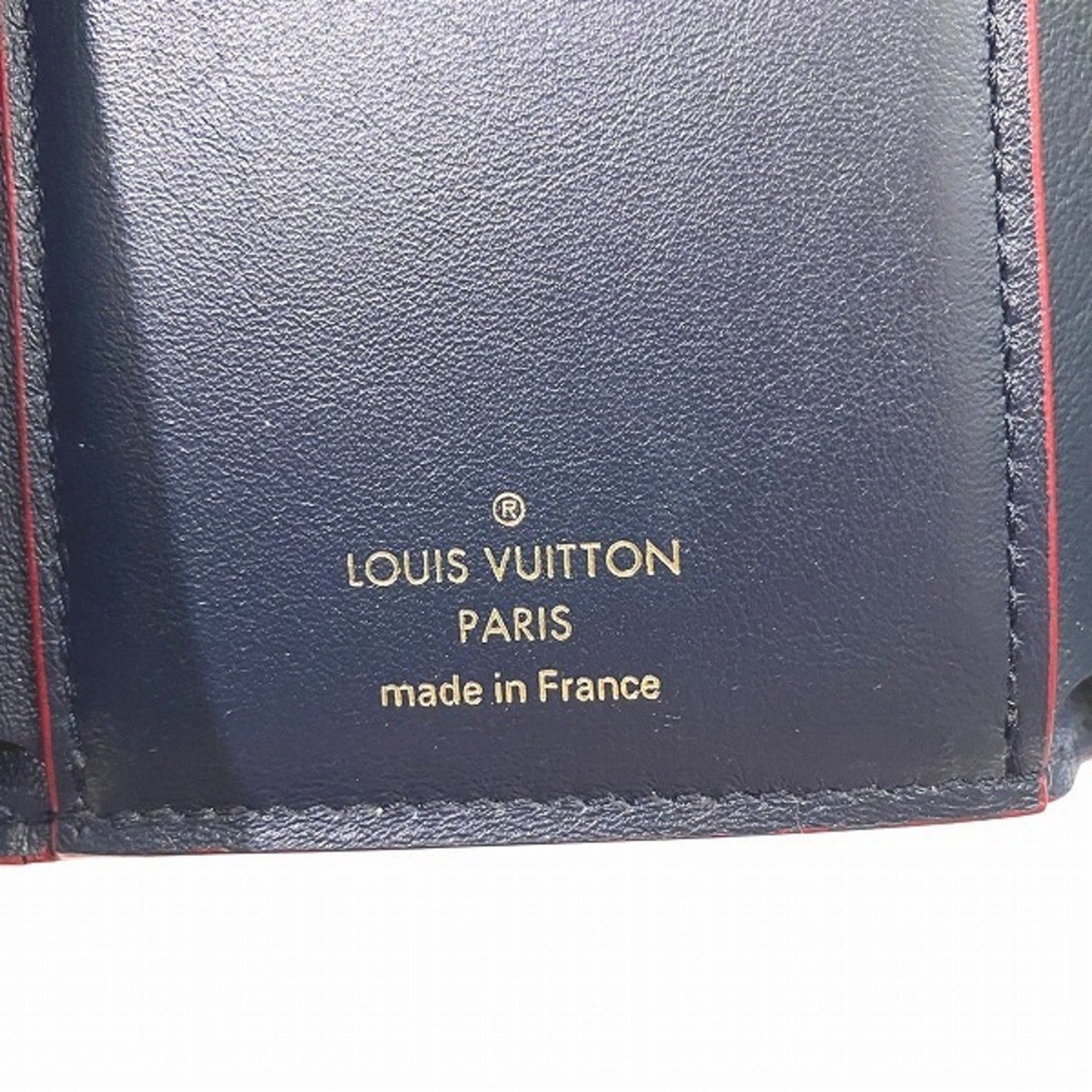 Louis Vuitton Capucines, Navy, Leather, wallet