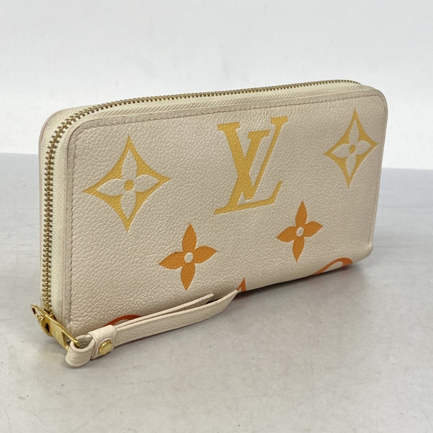 Louis Vuitton Zippy, White, Leather, wallet