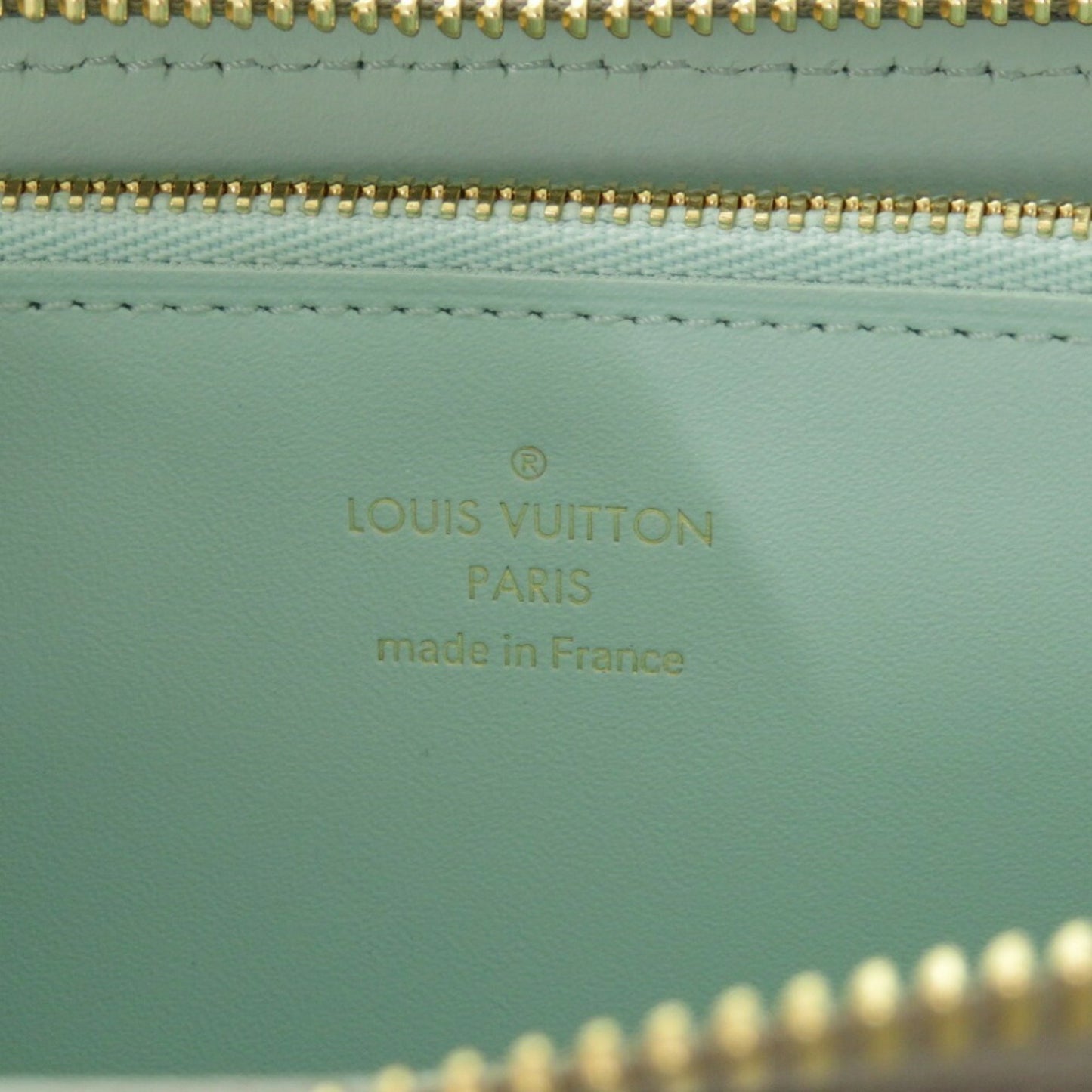 Louis Vuitton Portefeuille comète, Grey, Leather, wallet