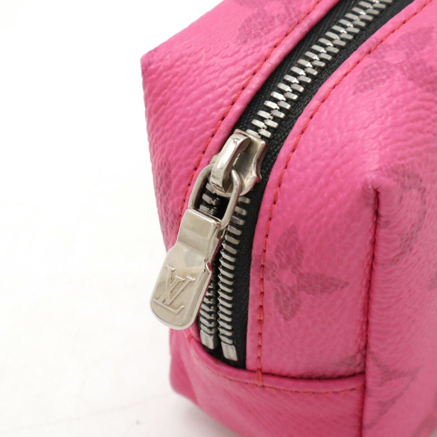 Louis Vuitton Porte clés, Pink, Leather, clutch