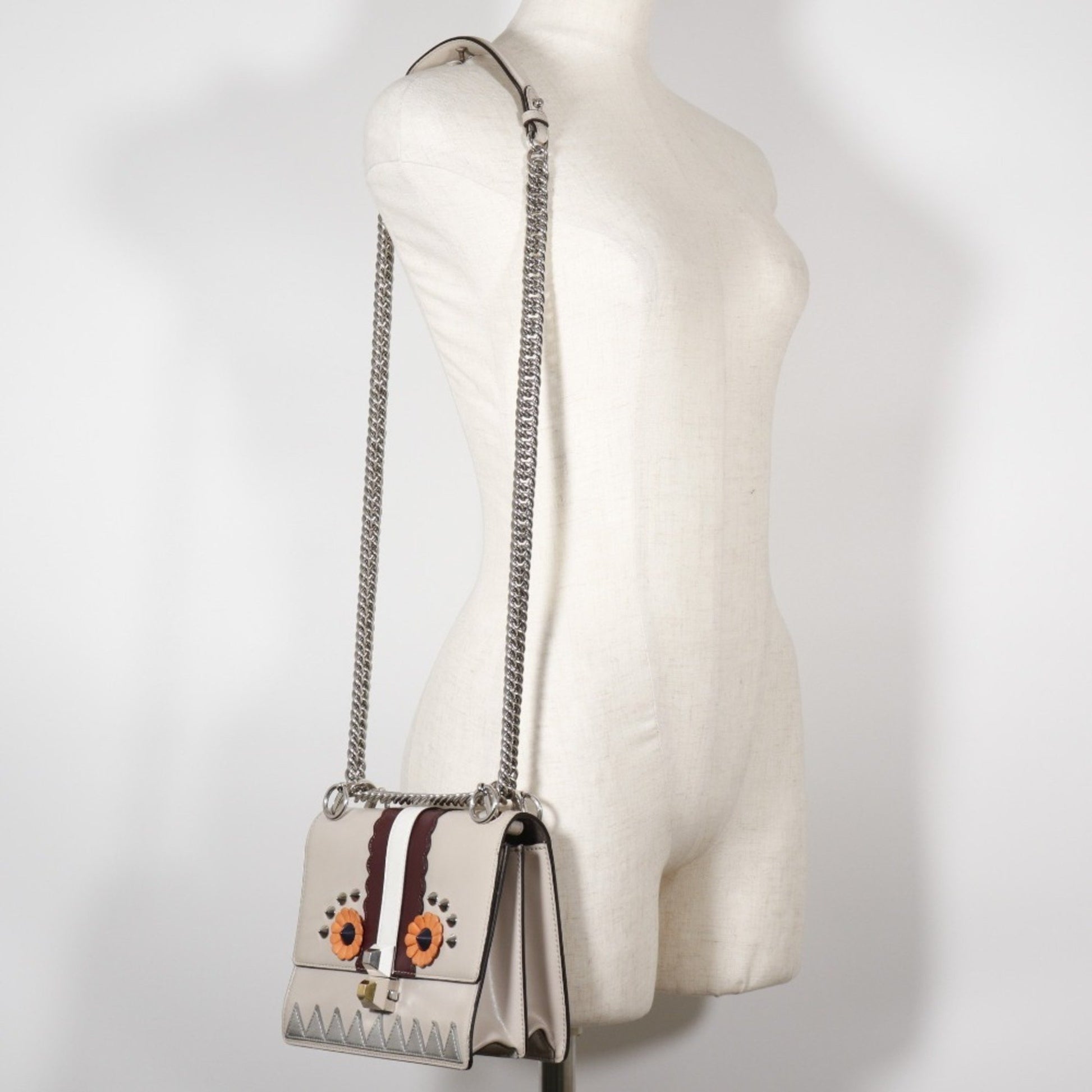 Fendi Kan I, Beige, Leather, shoulder
