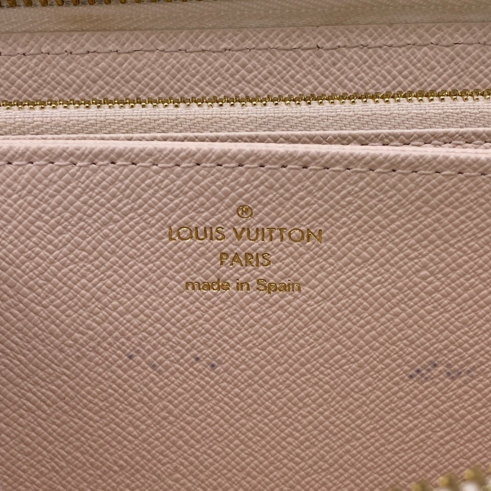 Louis Vuitton Zippy wallet, Beige, Leather, wallet