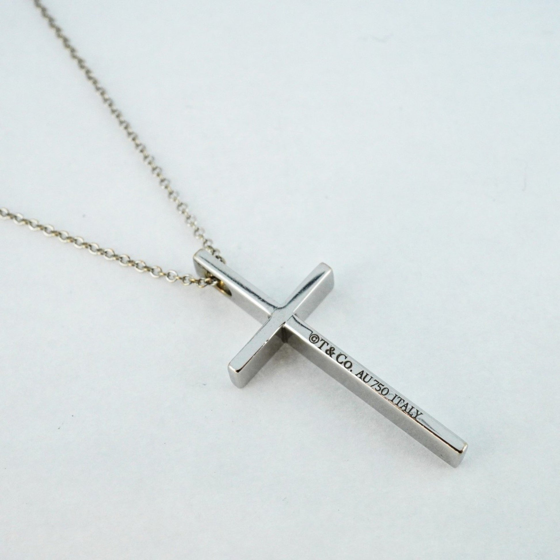 Tiffany & Co Croix, Silver, White Gold, necklace