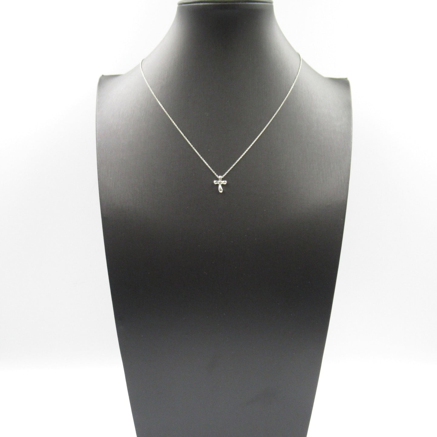 Tiffany & Co Croix, Silver, Platinum, necklace