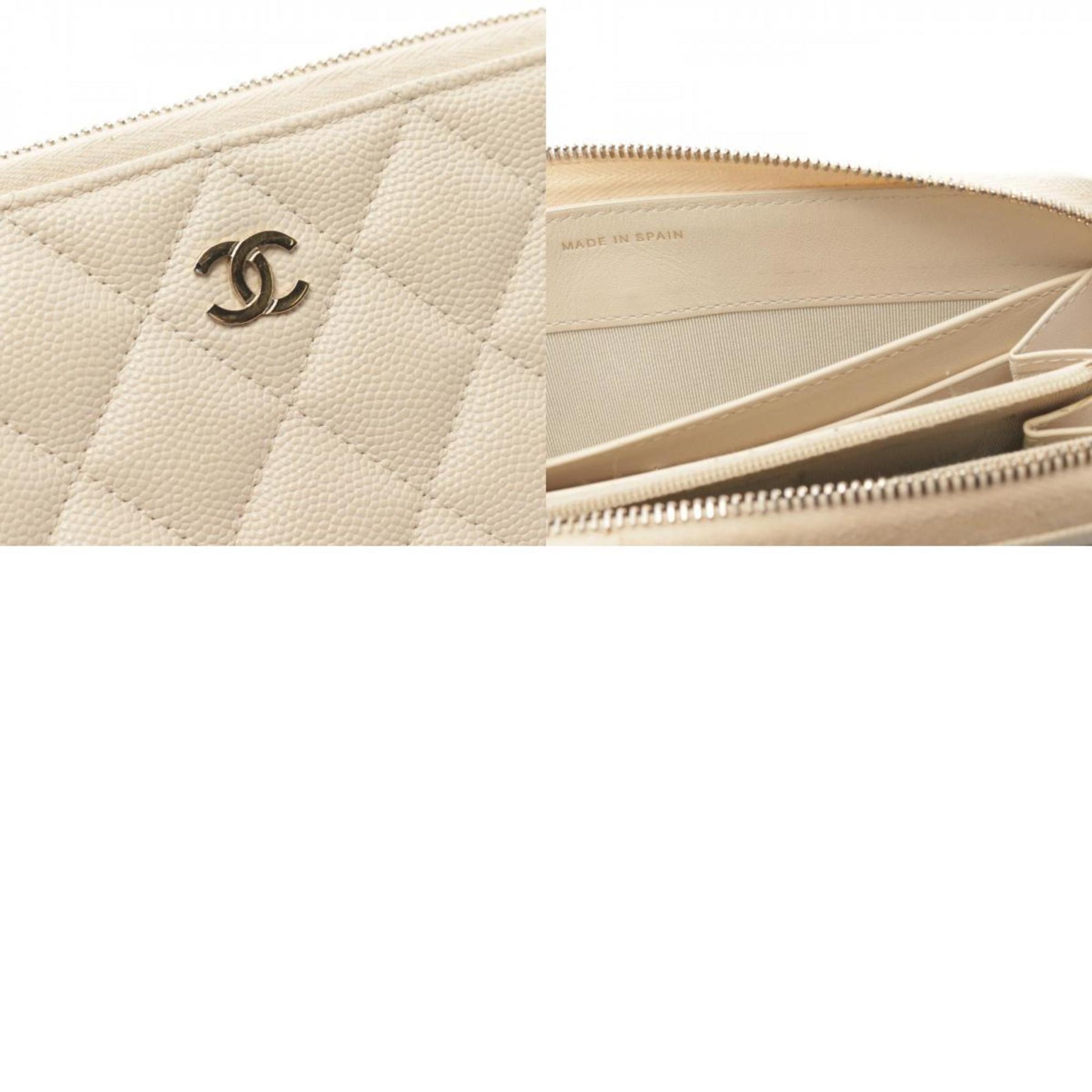 Chanel Zip around wallet, Ecru, Leather, wallet