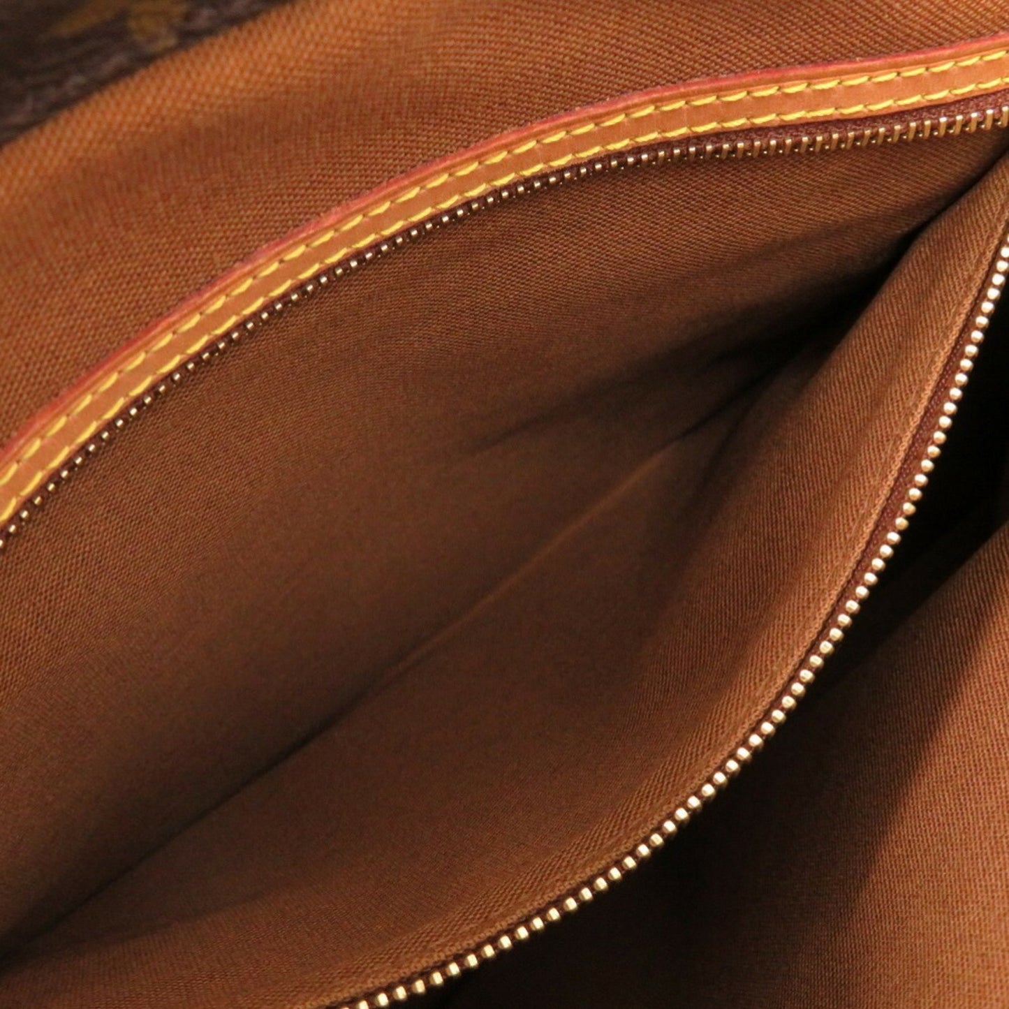 Louis Vuitton Mezzo, Brown, Canvas, tote
