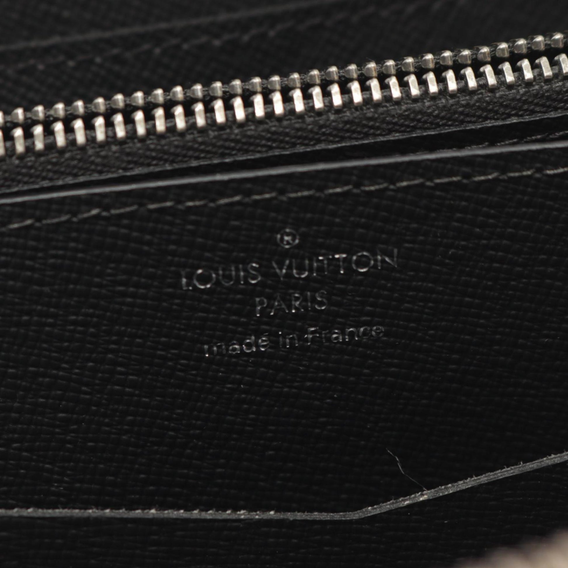 Louis Vuitton Zippy XL, Black, Canvas, wallet