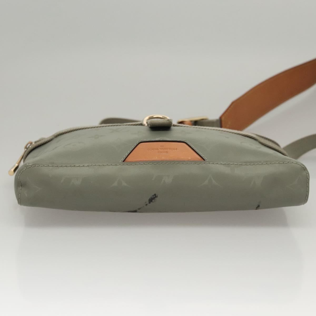 Louis Vuitton Messenger, Grey, Canvas, shoulder