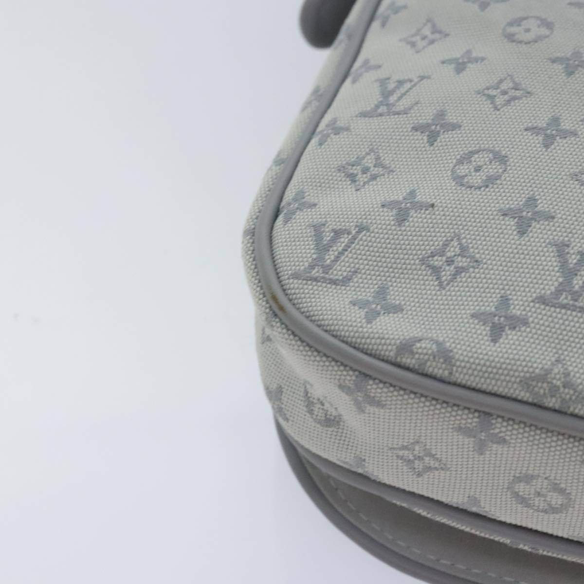 Louis Vuitton Conte De Fées, Grey, Canvas, shoulder