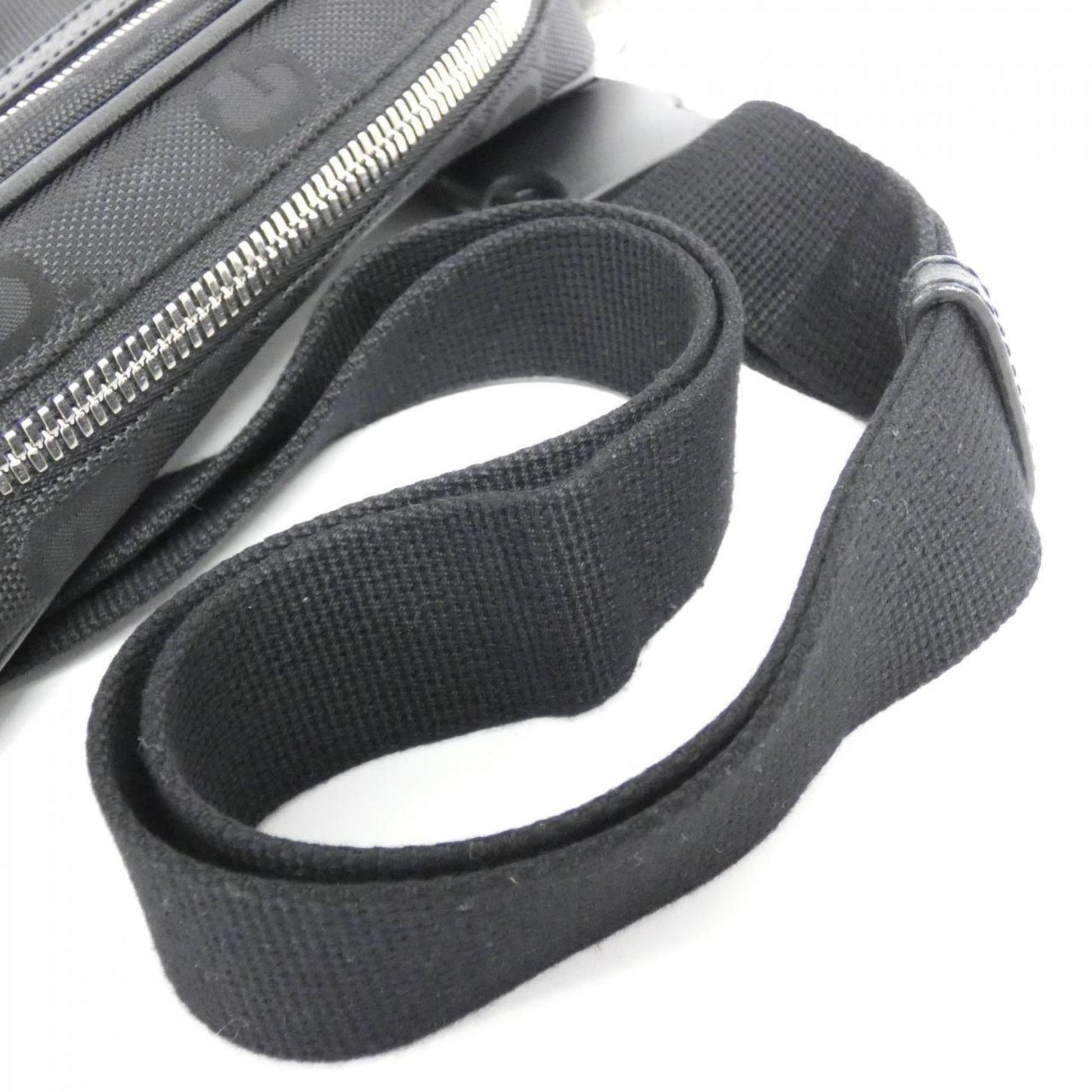 Gucci Off the grid, Black, Synthetic, clutch