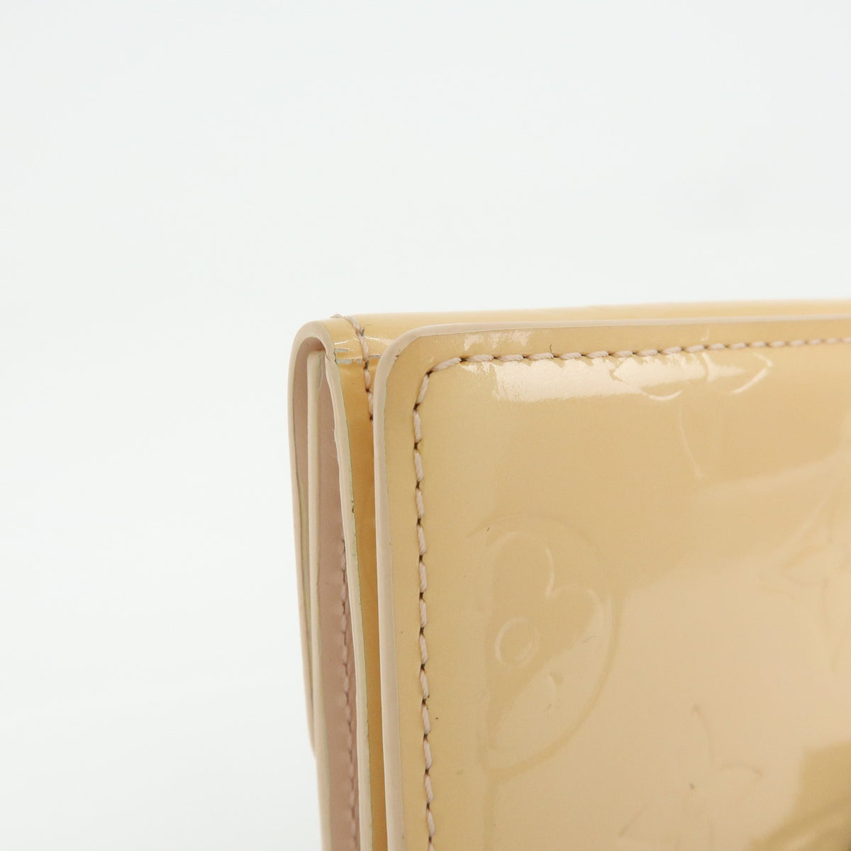 Louis Vuitton Ludlow Vernis, Beige, Patent Leather, Wallet