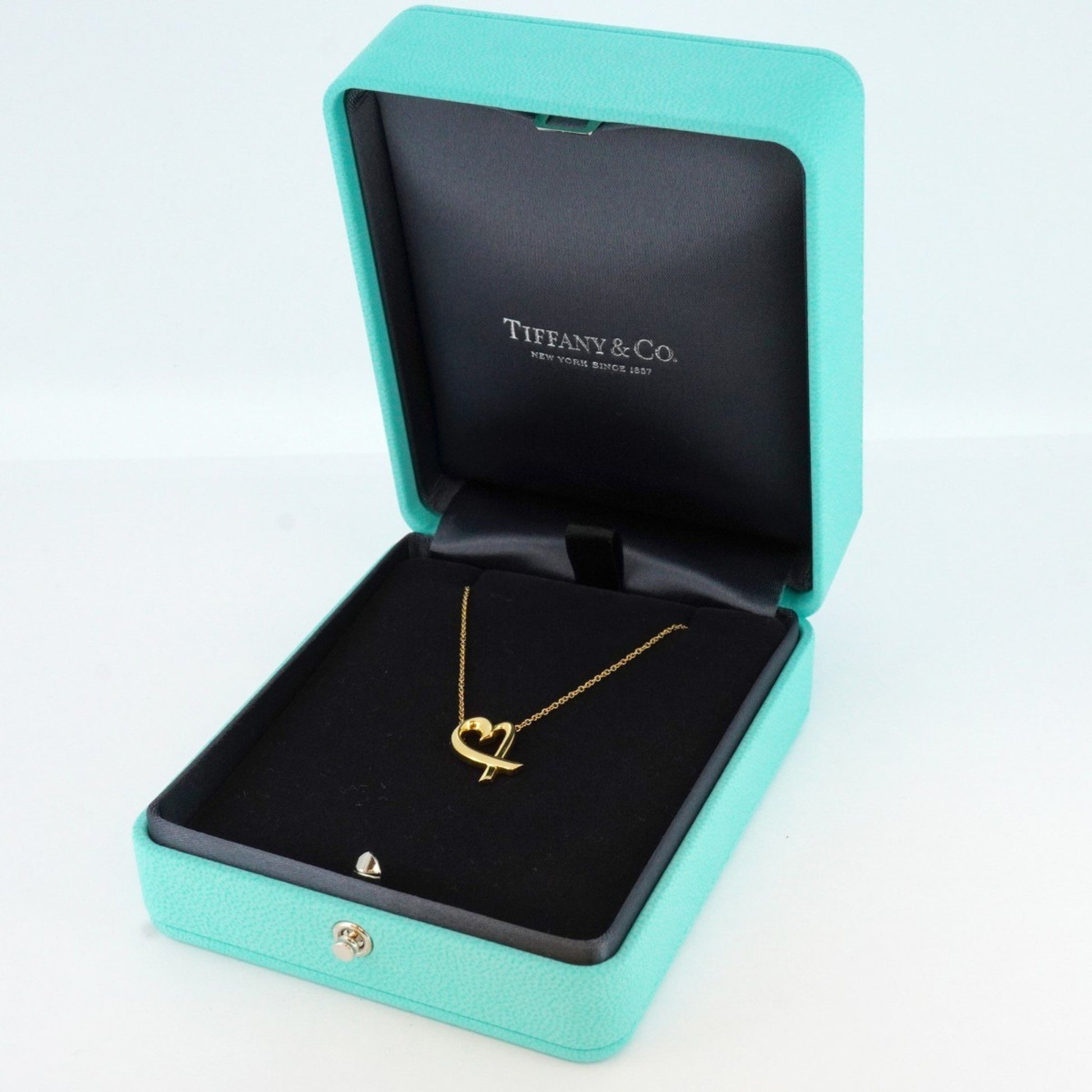 Tiffany & Co Loving heart, Gold, Yellow Gold, necklace