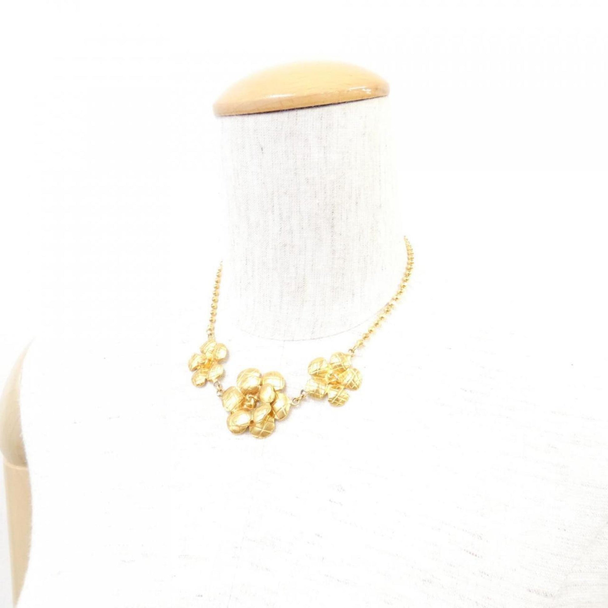 Chanel Camellia, Gold, Gold Plated, necklace