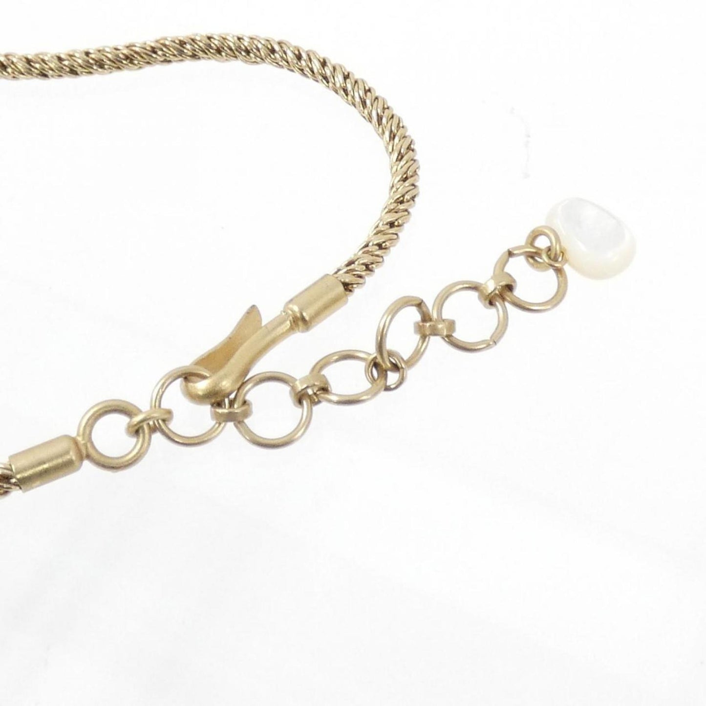 Chanel Camellia, White, Gold Plated, necklace