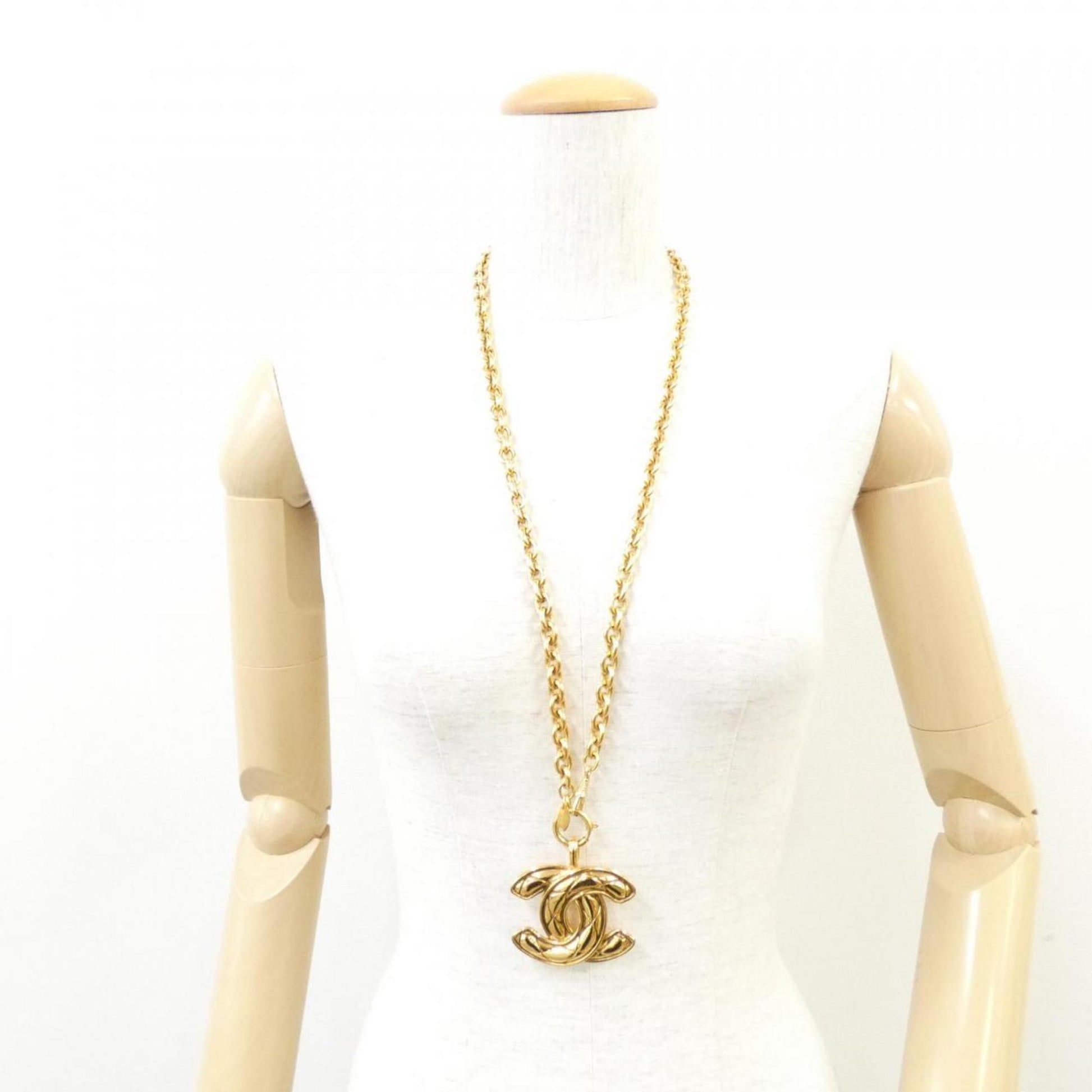 Chanel Coco Mark, Gold, Metal, necklace