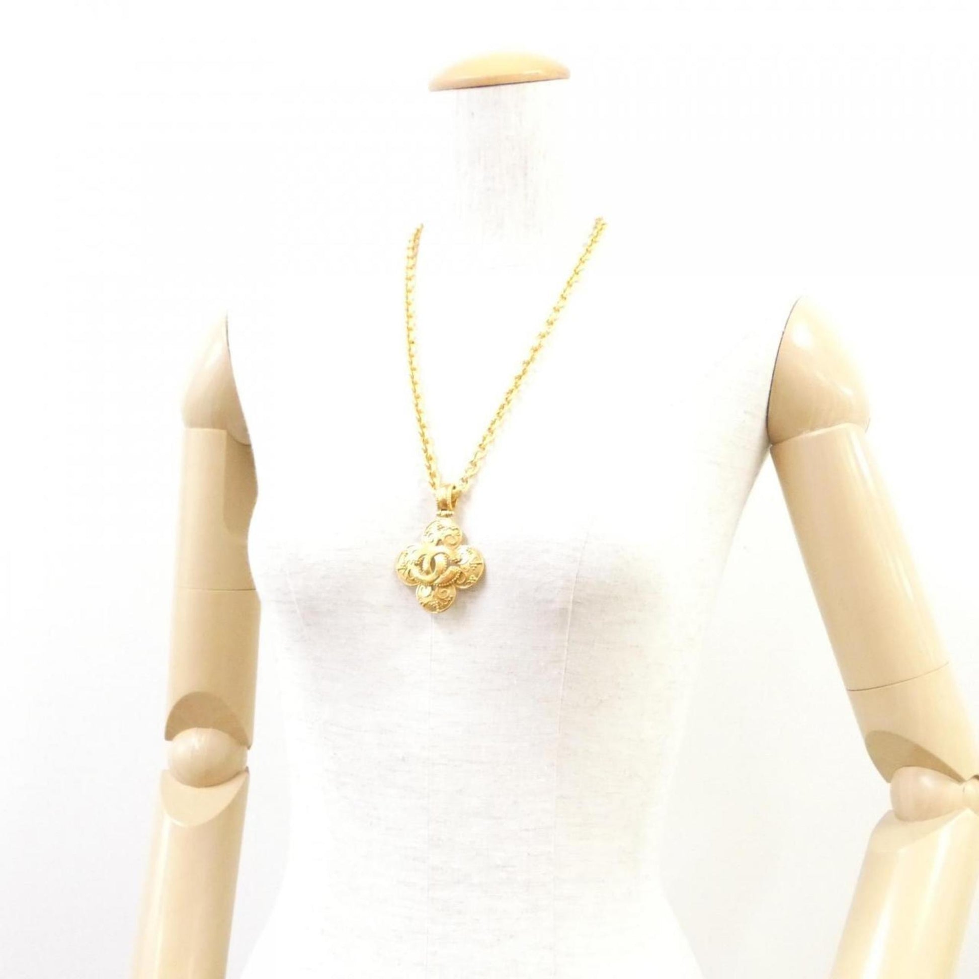 Chanel Coco Mark, Gold, Metal, necklace