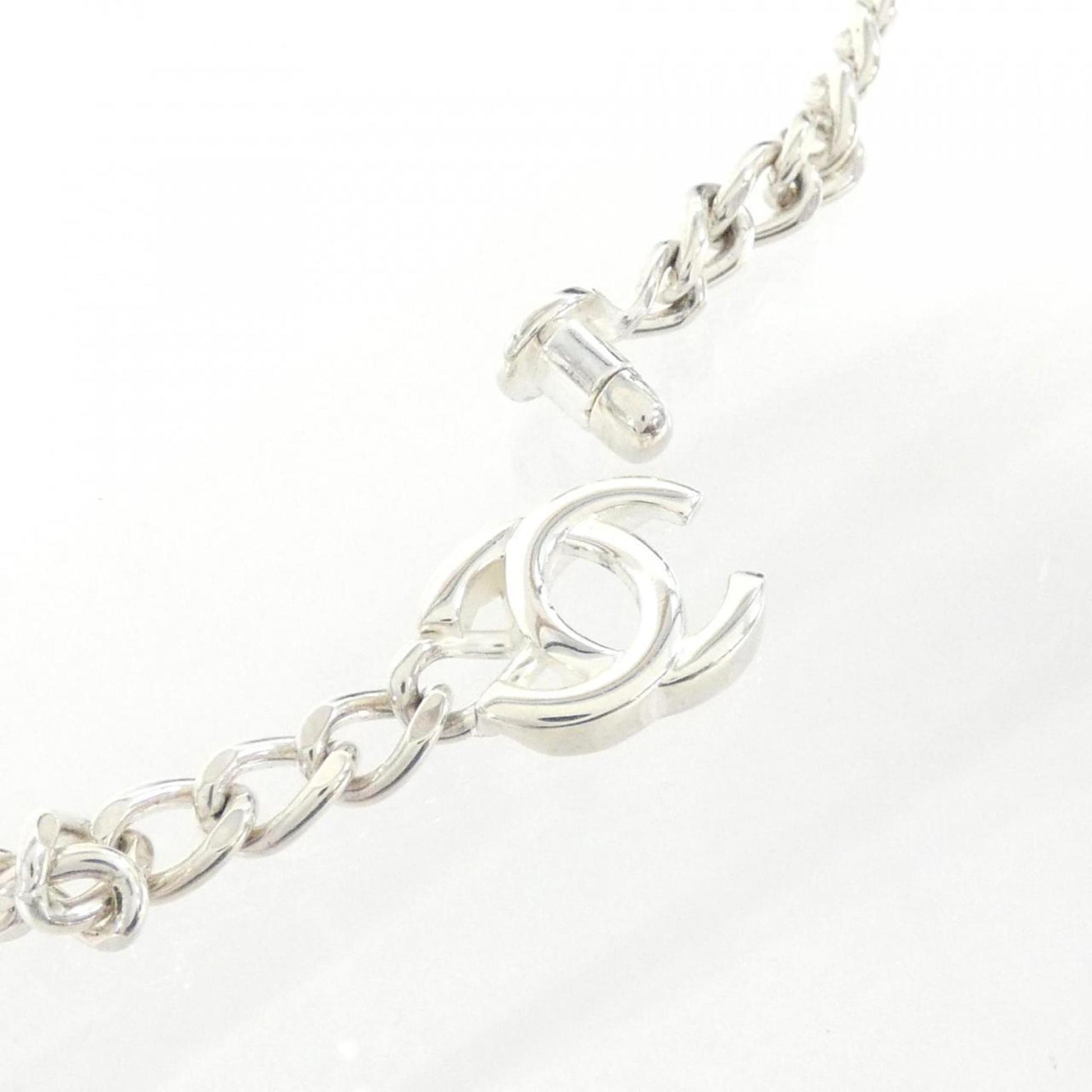 Chanel Logo CC, Silver, Metal, necklace