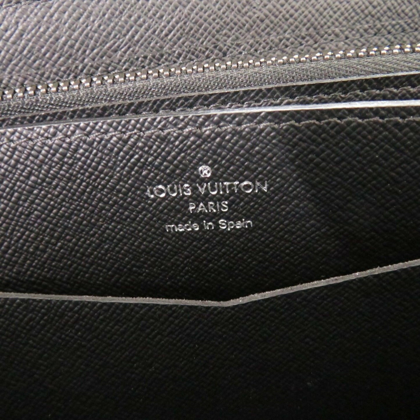 Louis Vuitton Zippy XL, Black, Canvas, wallet