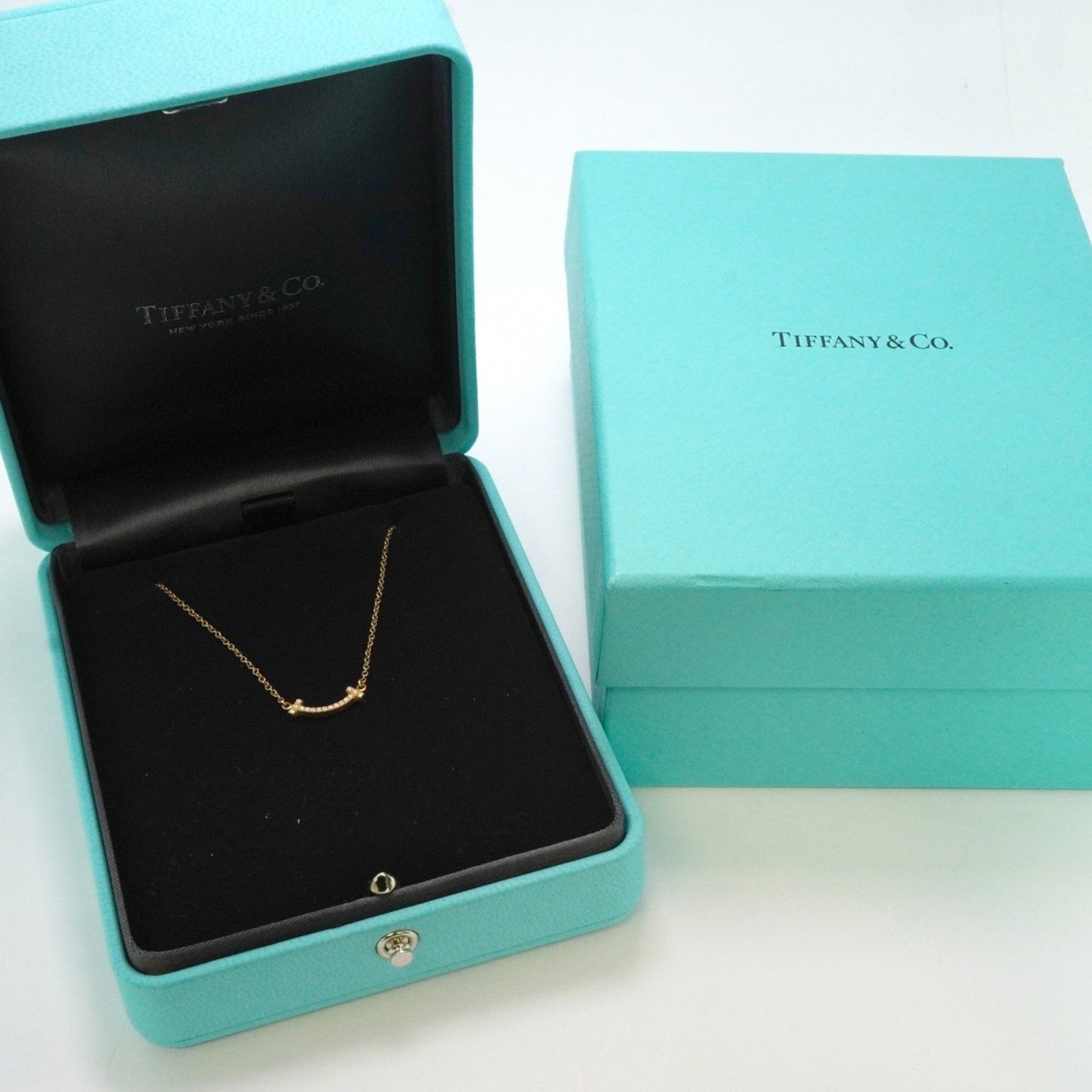 Tiffany & Co T, Gold, Yellow Gold, necklace