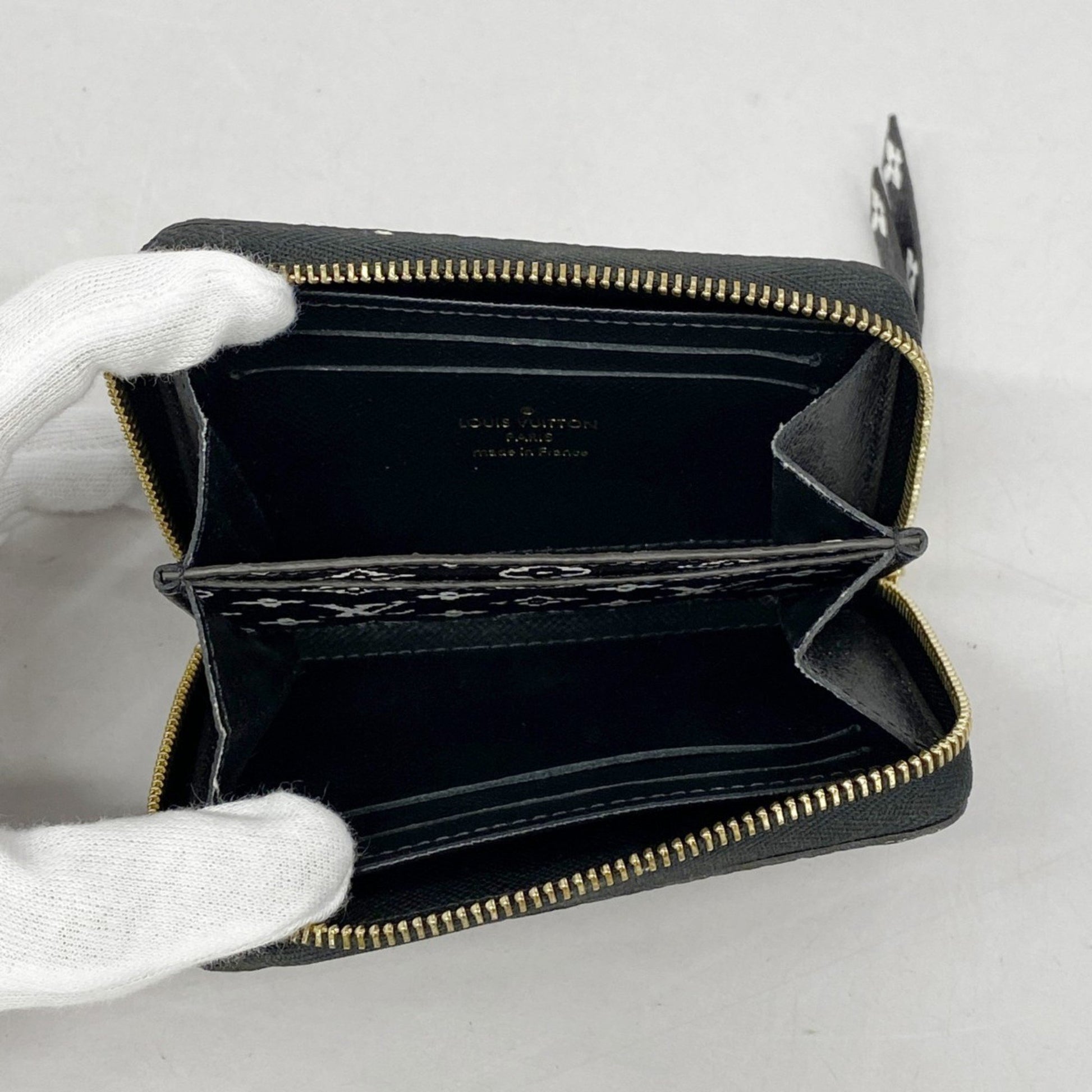 Louis Vuitton Zippy coin purse, Black, Canvas, wallet