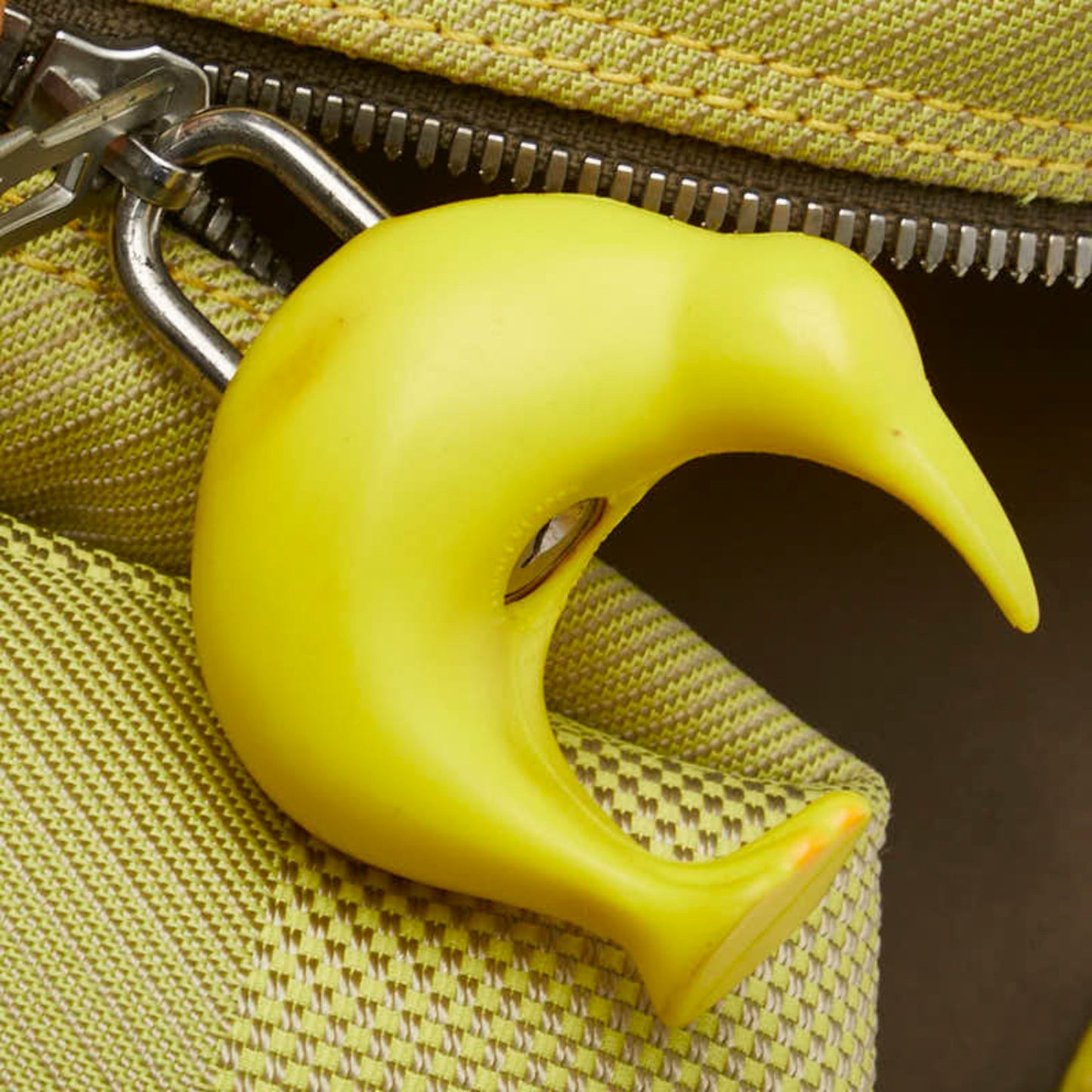 Louis Vuitton Geant, Yellow, Canvas, shoulder
