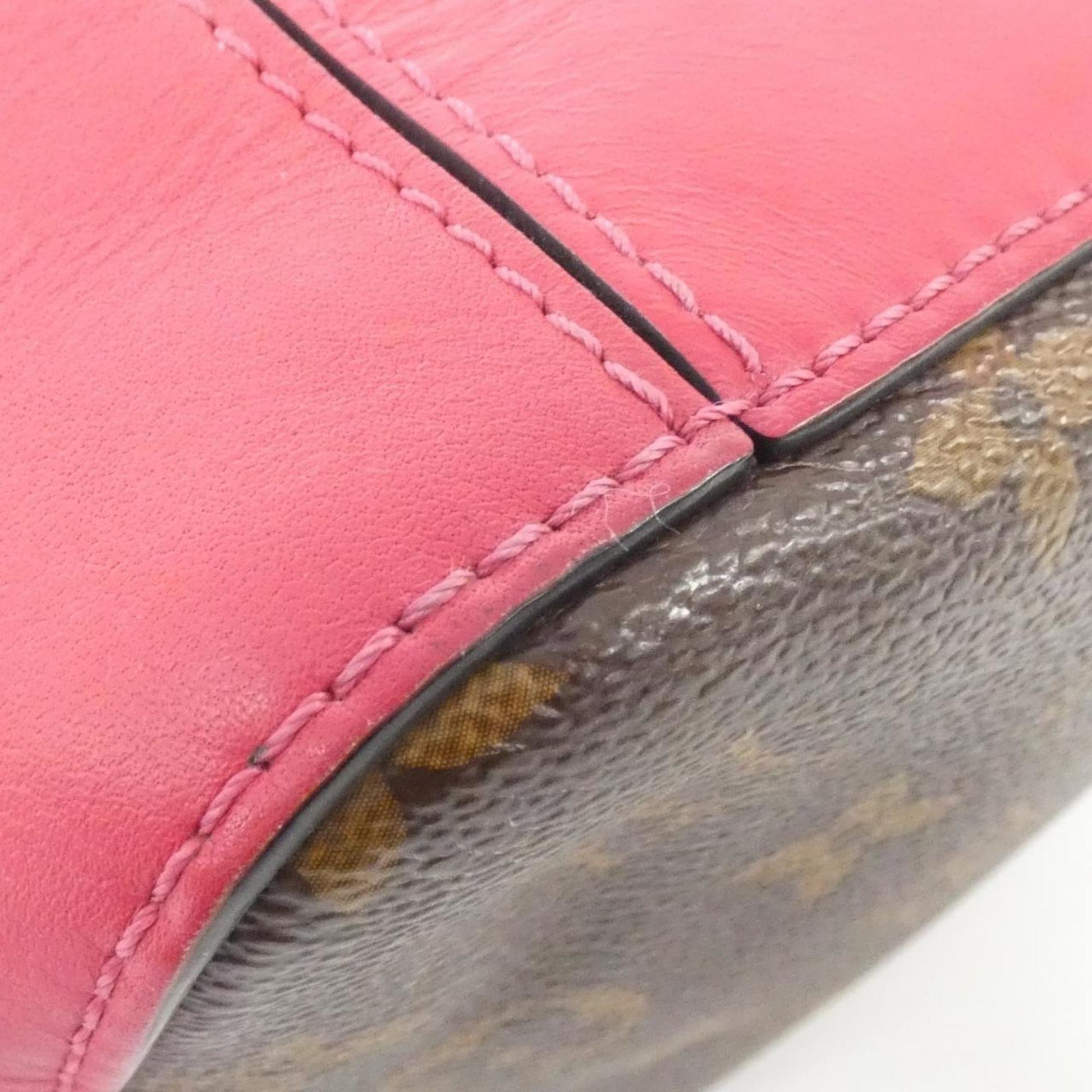 Louis Vuitton Saintonge, Brown, Canvas, shoulder