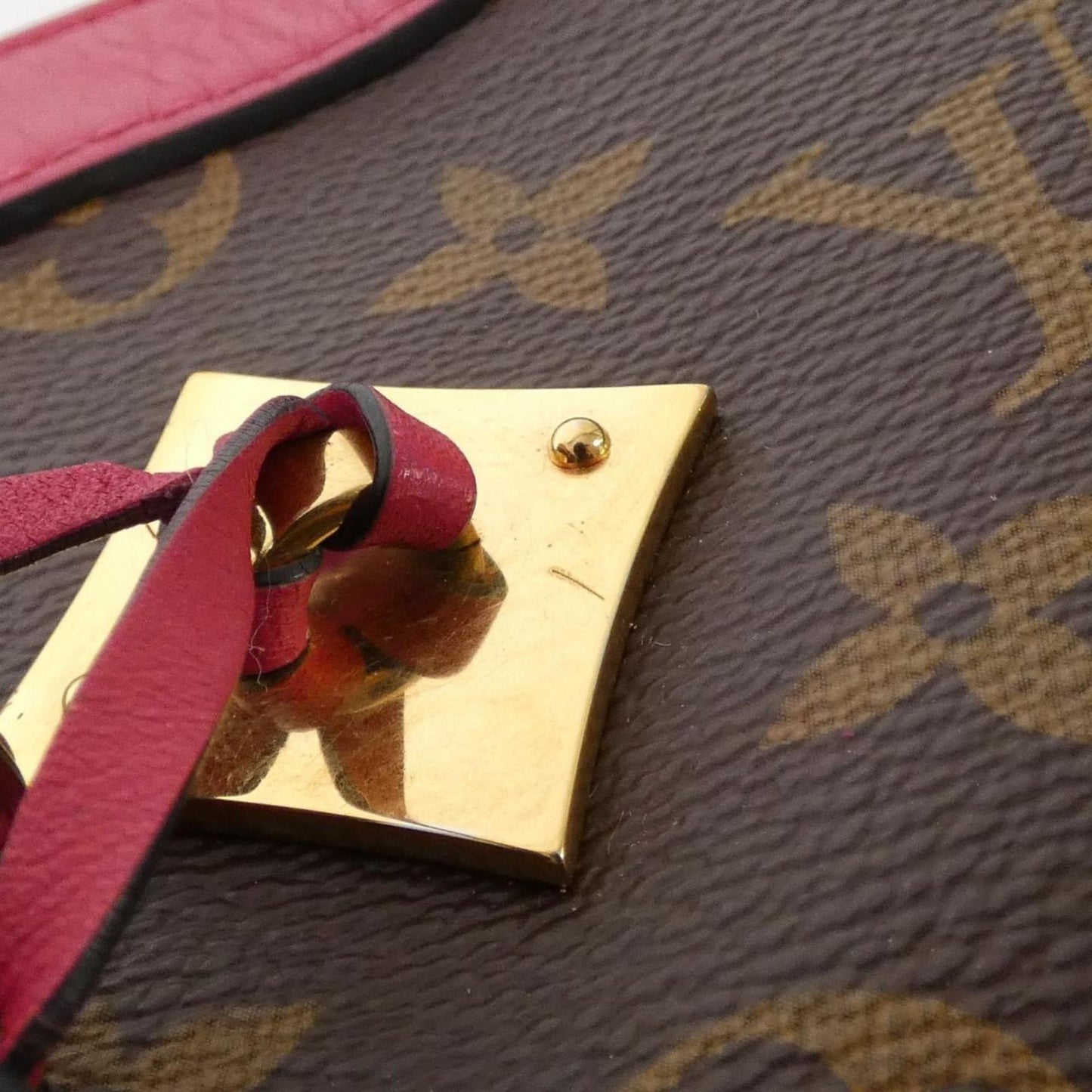 Louis Vuitton Saintonge, Brown, Canvas, shoulder