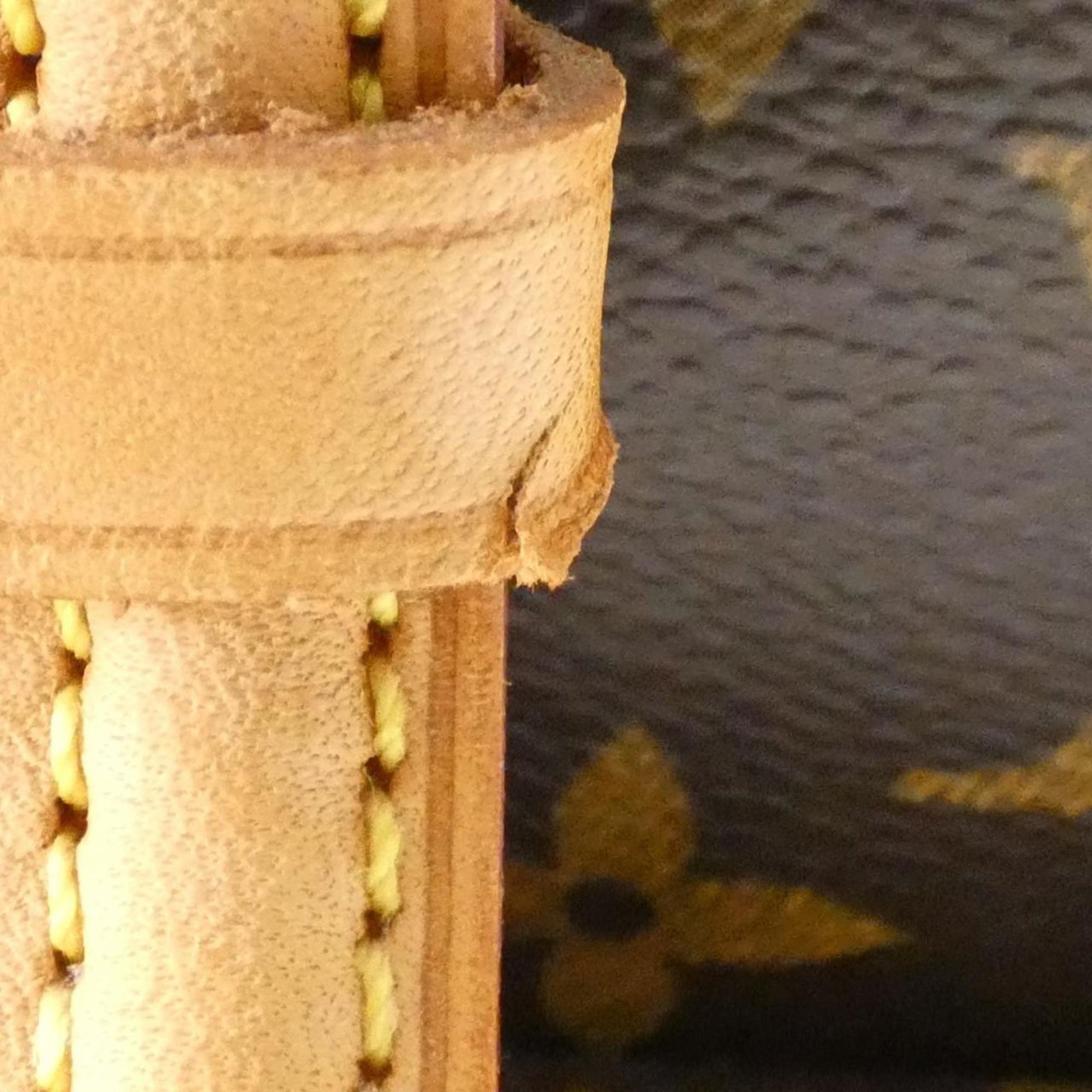 Louis Vuitton Multiple cité, Brown, Canvas, shoulder