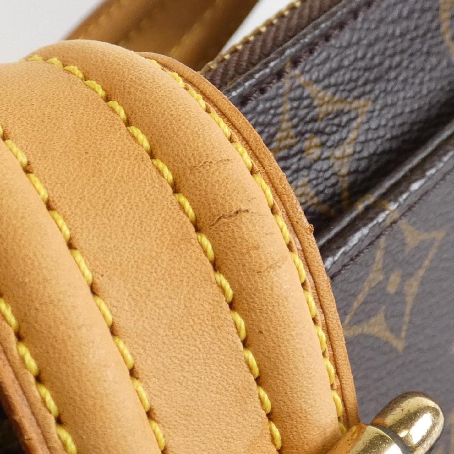 Louis Vuitton Multiple cité, Brown, Canvas, shoulder