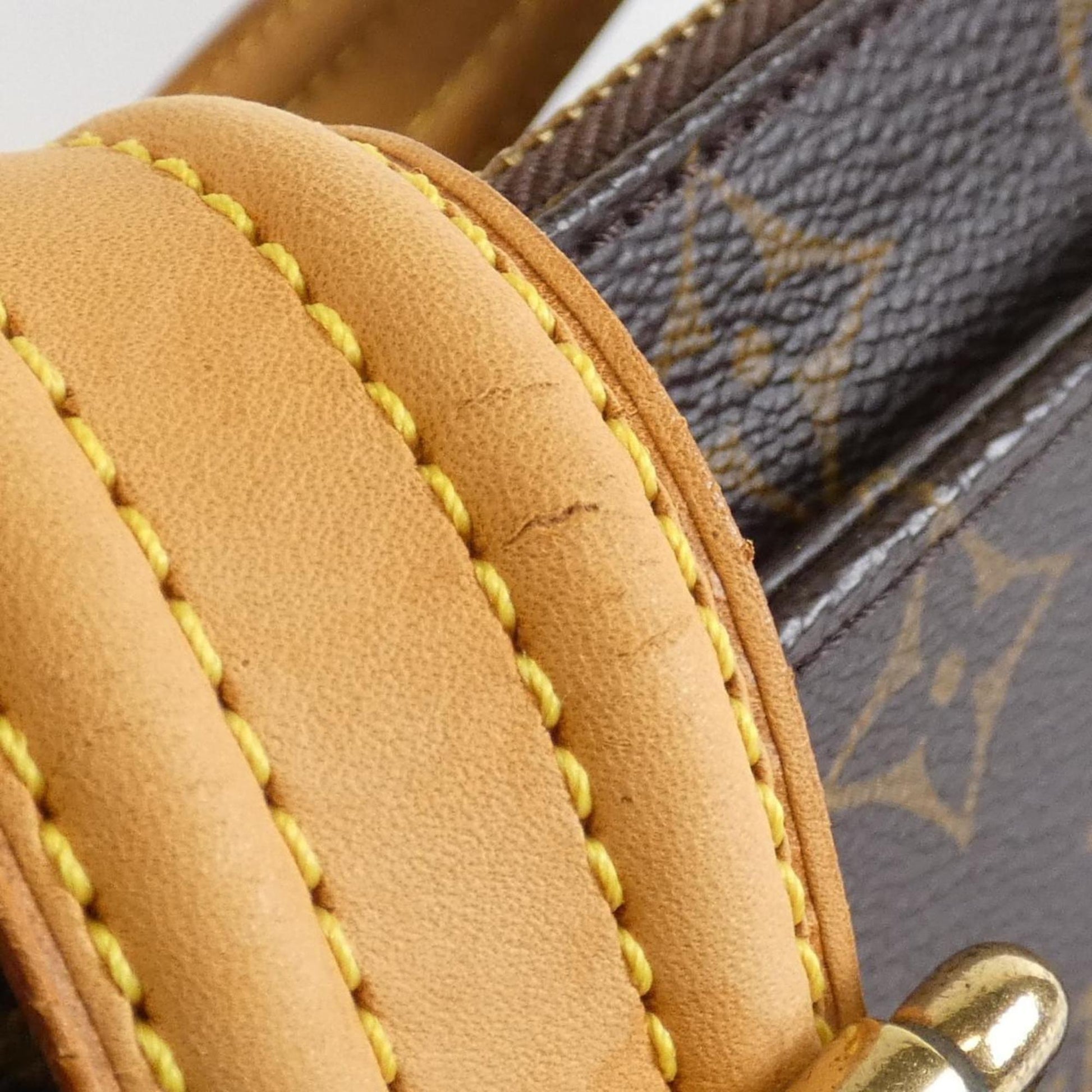 Louis Vuitton Multiple cité, Brown, Canvas, shoulder