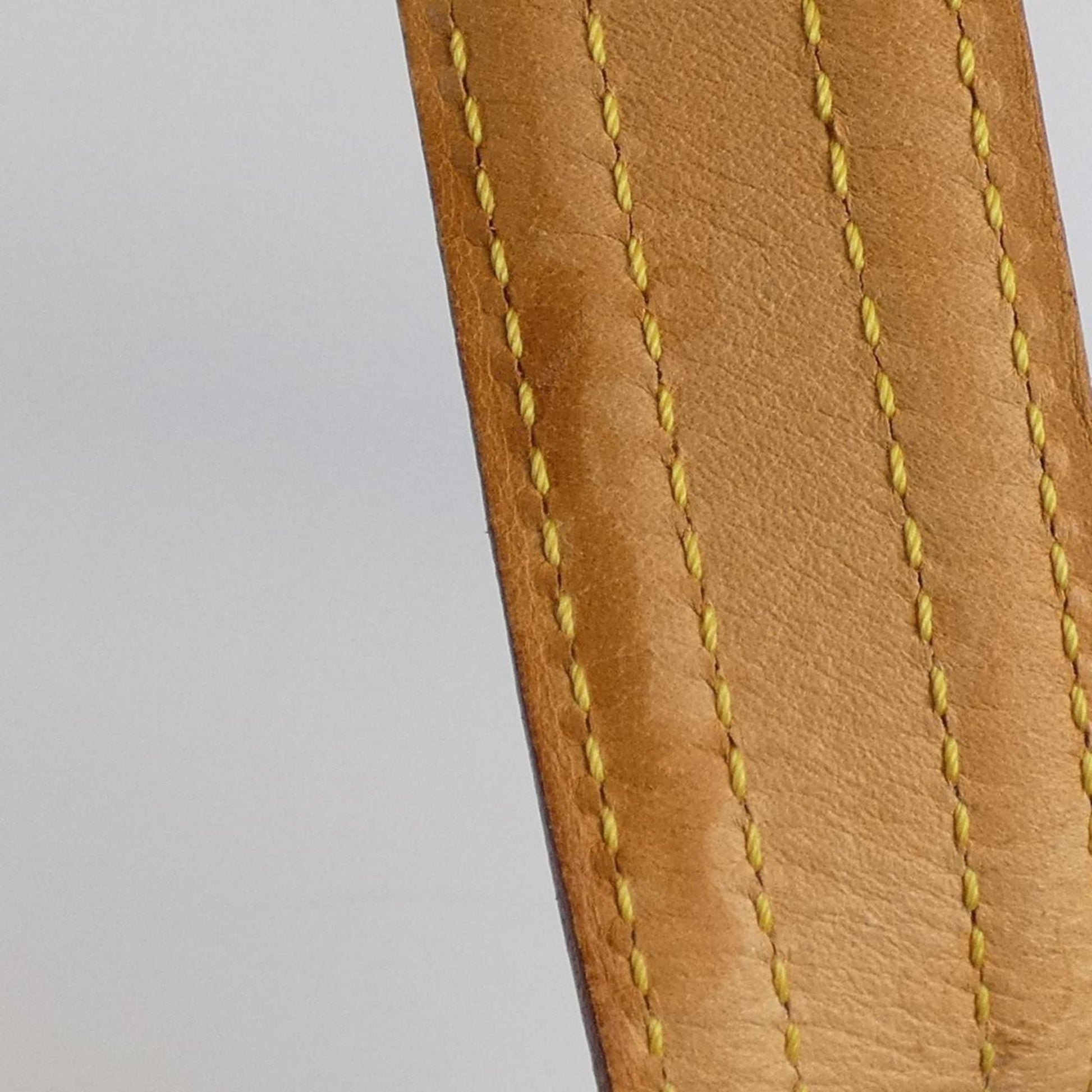 Louis Vuitton Multiple cité, Brown, Canvas, shoulder