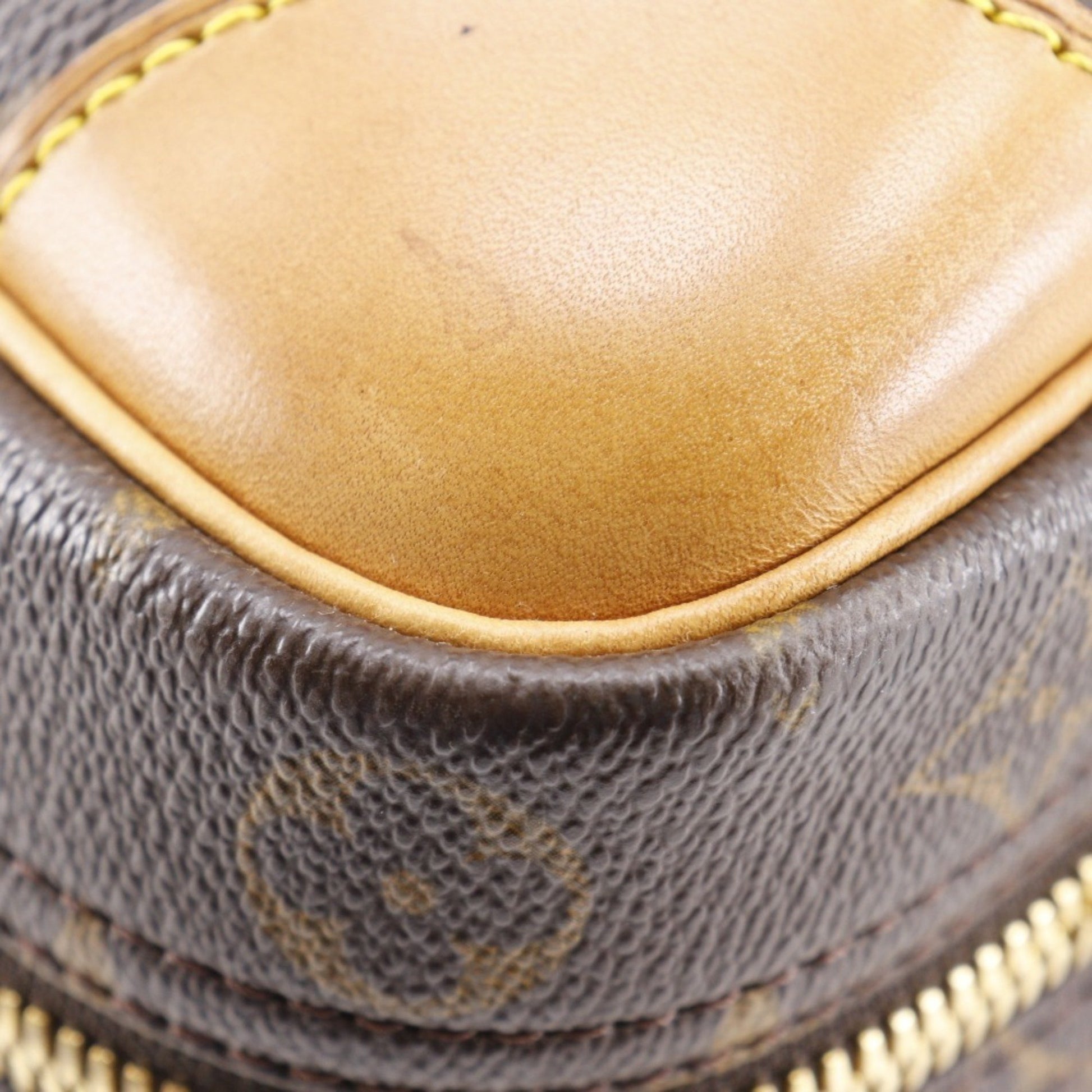 Louis Vuitton Sirius, Brown, Canvas, travel