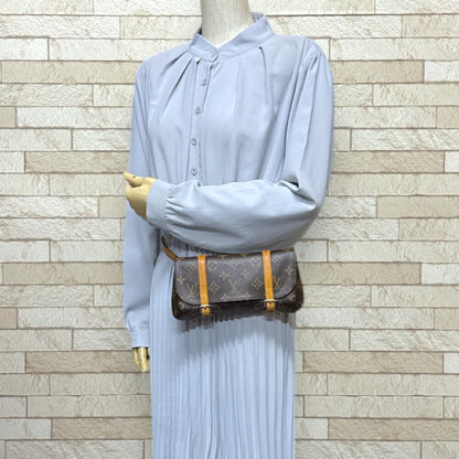 Louis Vuitton Marelle, Brown, Canvas, clutch