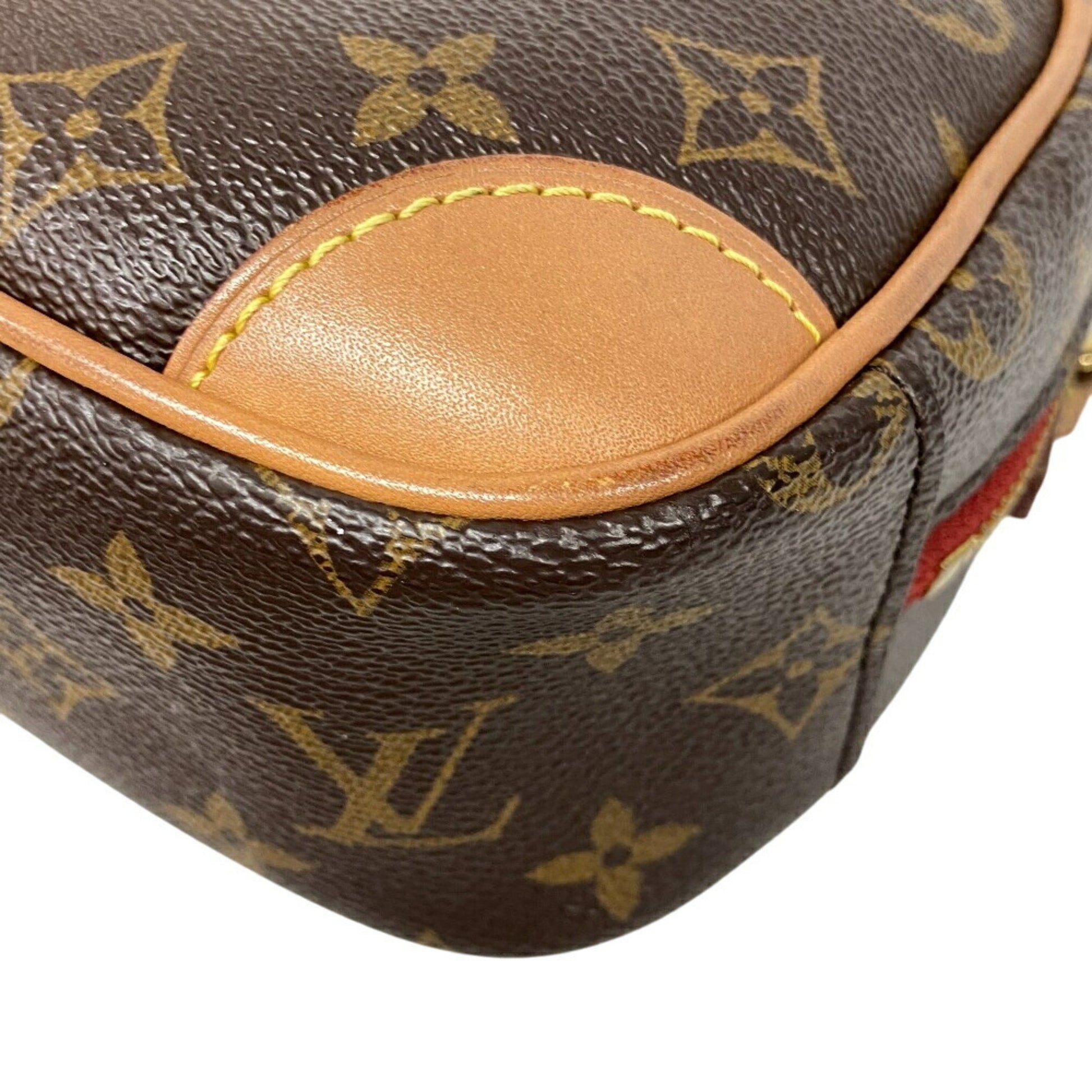 Louis Vuitton Deauville, Brown, Canvas, shoulder