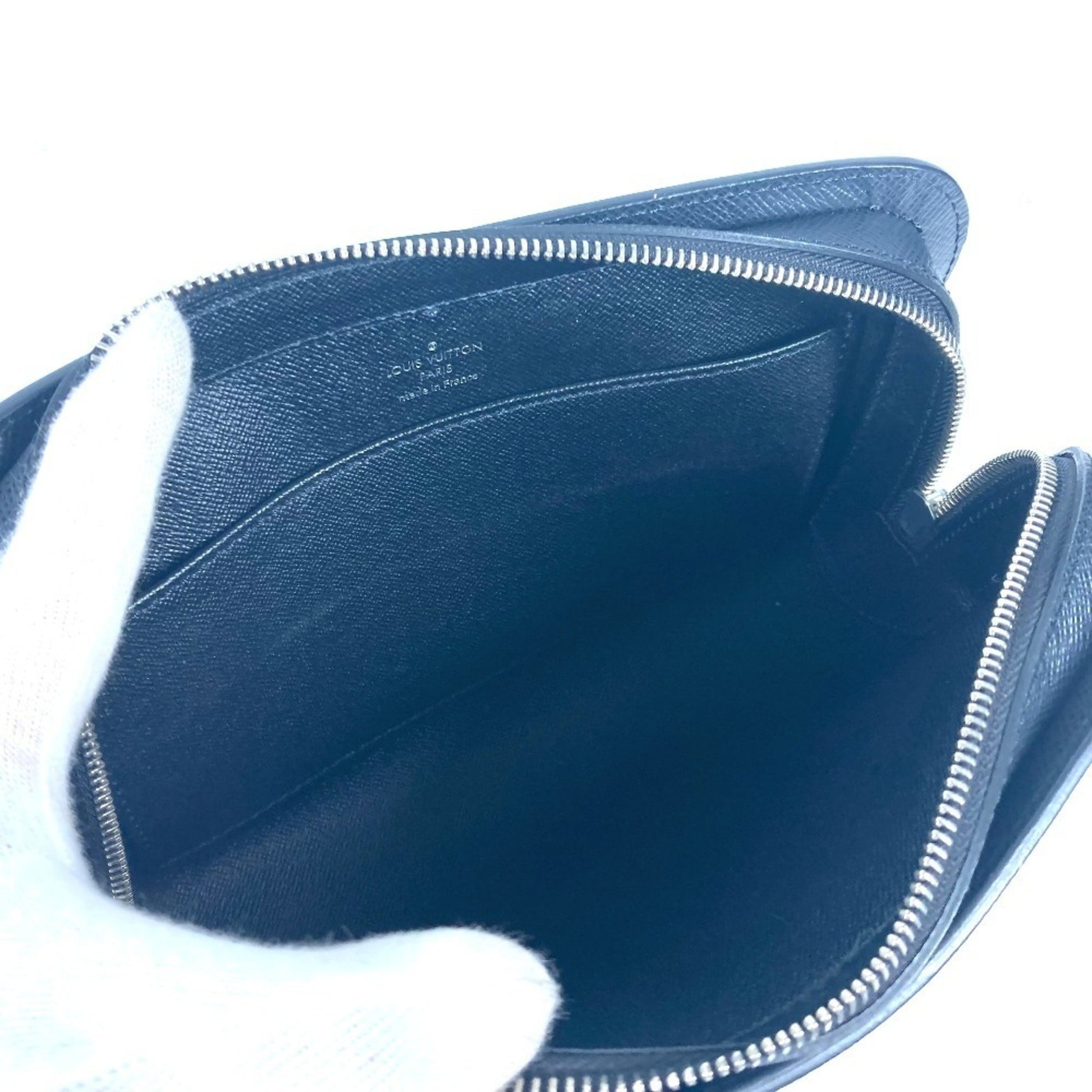 Louis Vuitton Baikal, Black, Leather, clutch