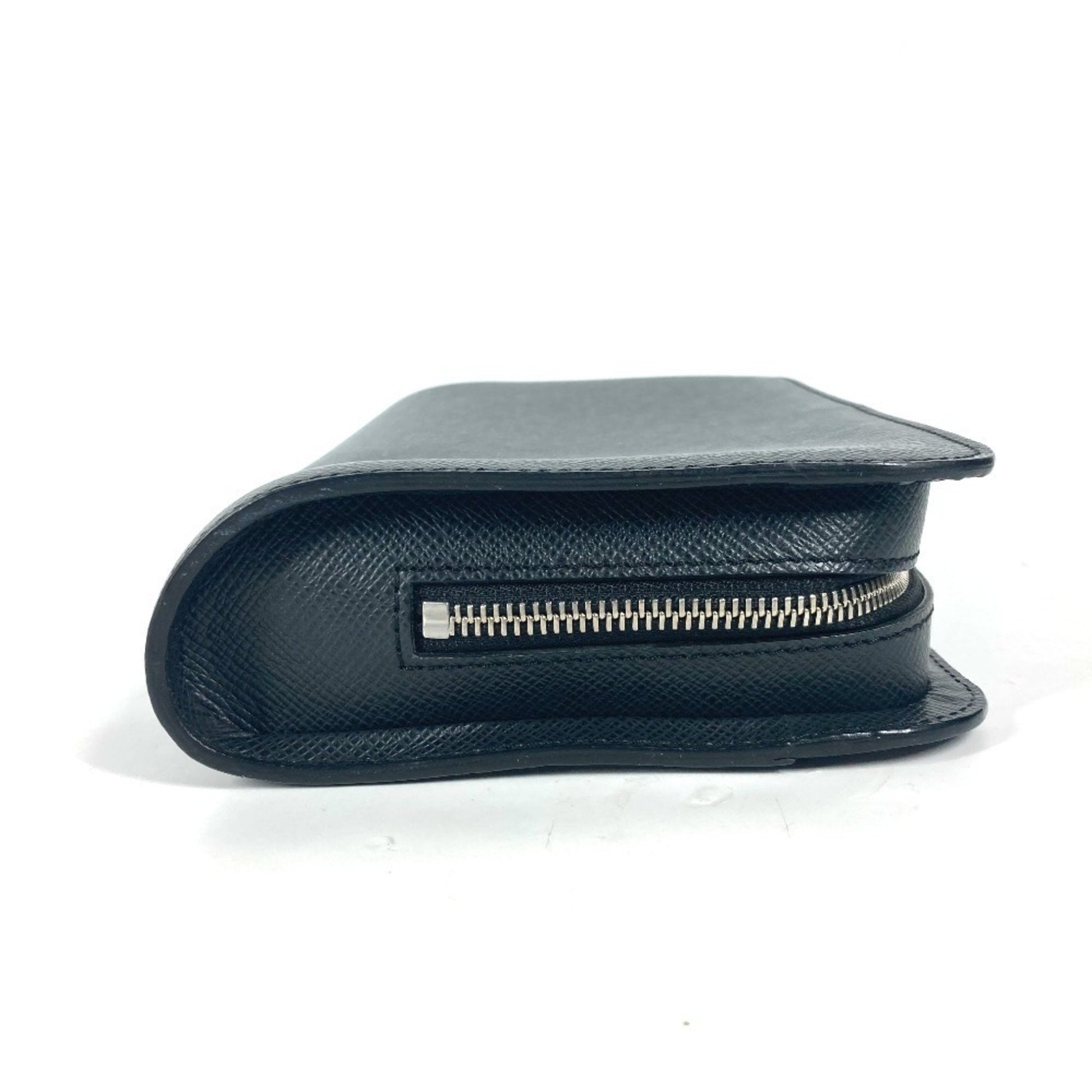 Louis Vuitton Baikal, Black, Leather, clutch